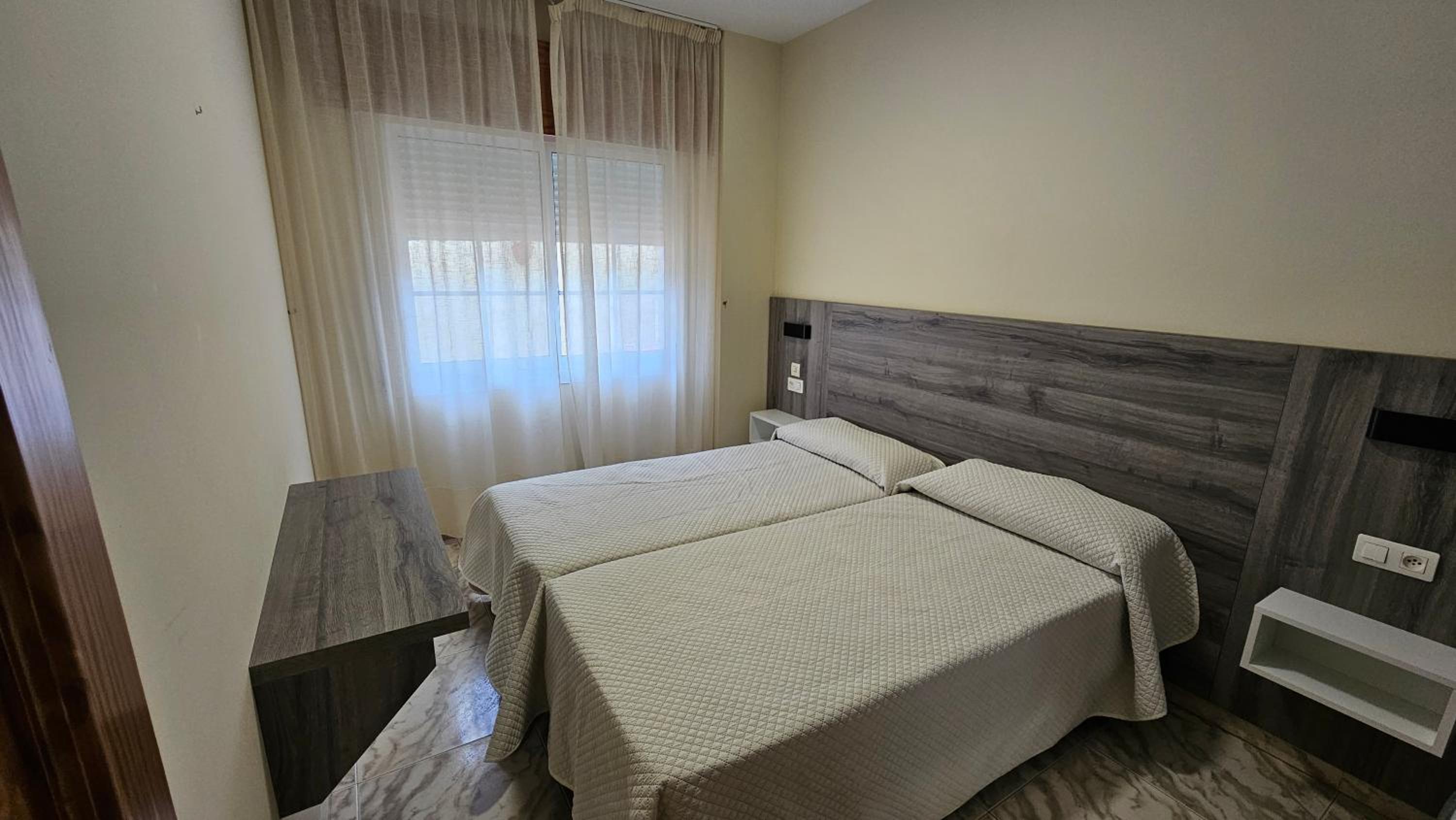 Apartamento de un dormitorio (3 adultos + 1 niño)
