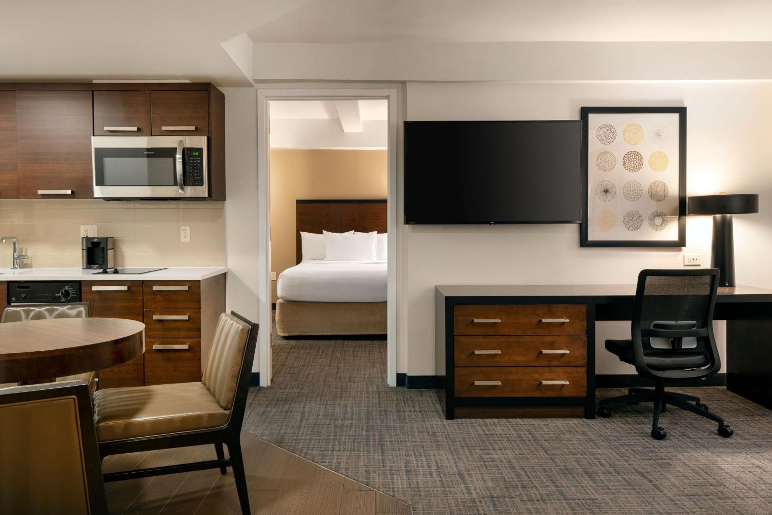 Queen Suite with Two Queen Beds