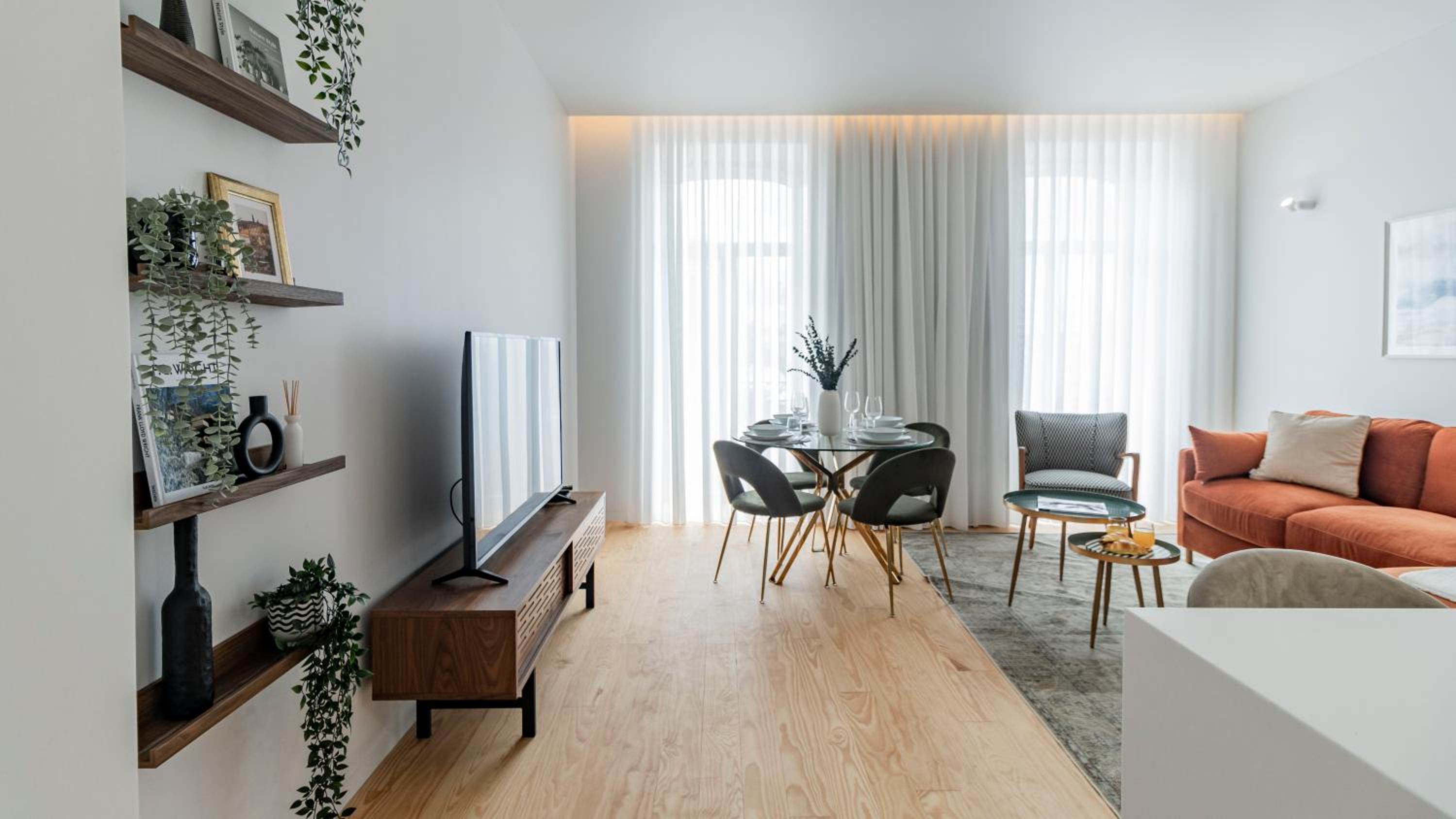 One-Bedroom Apartment - Photo 25