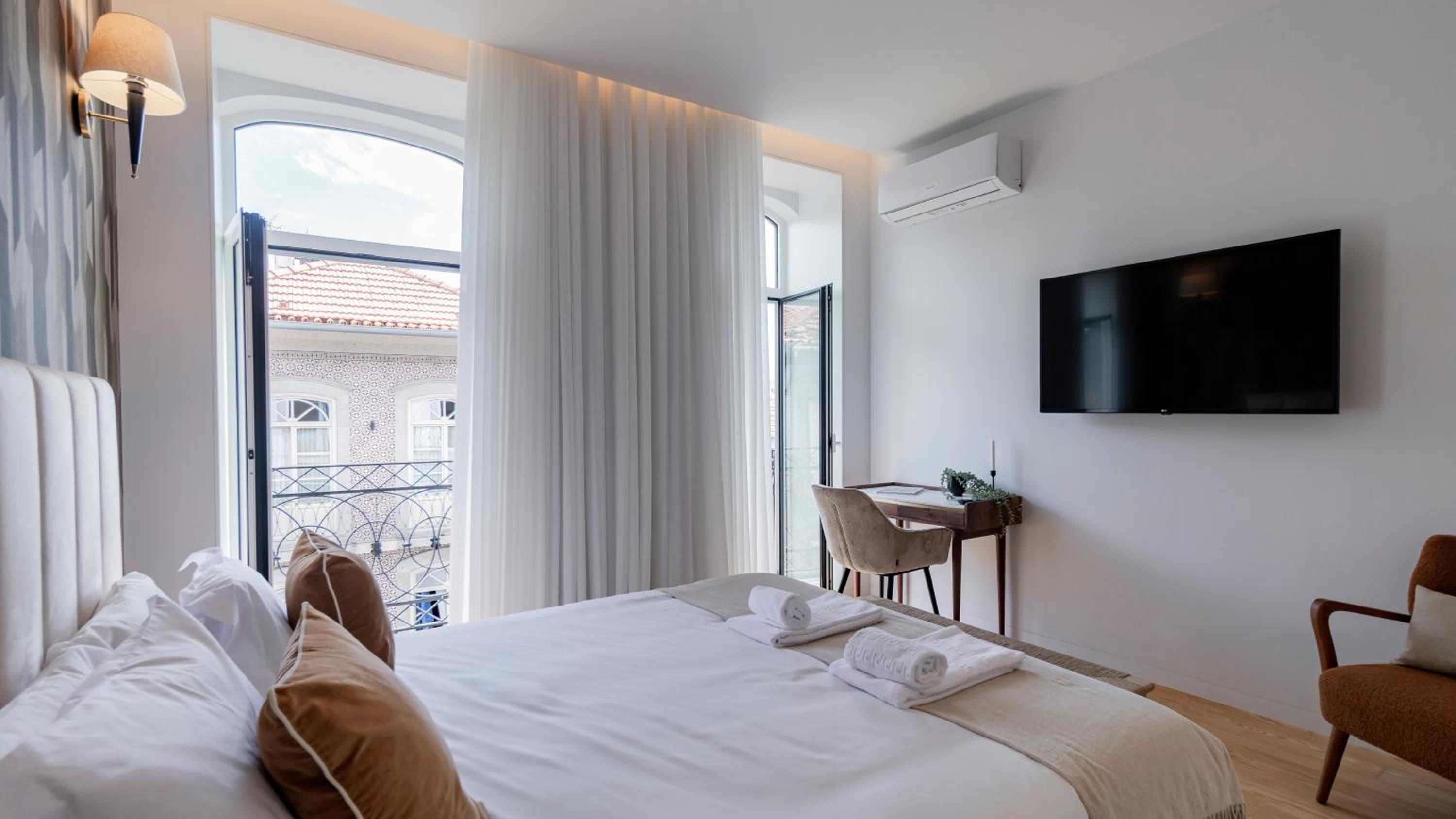 One-Bedroom Apartment - Photo 20