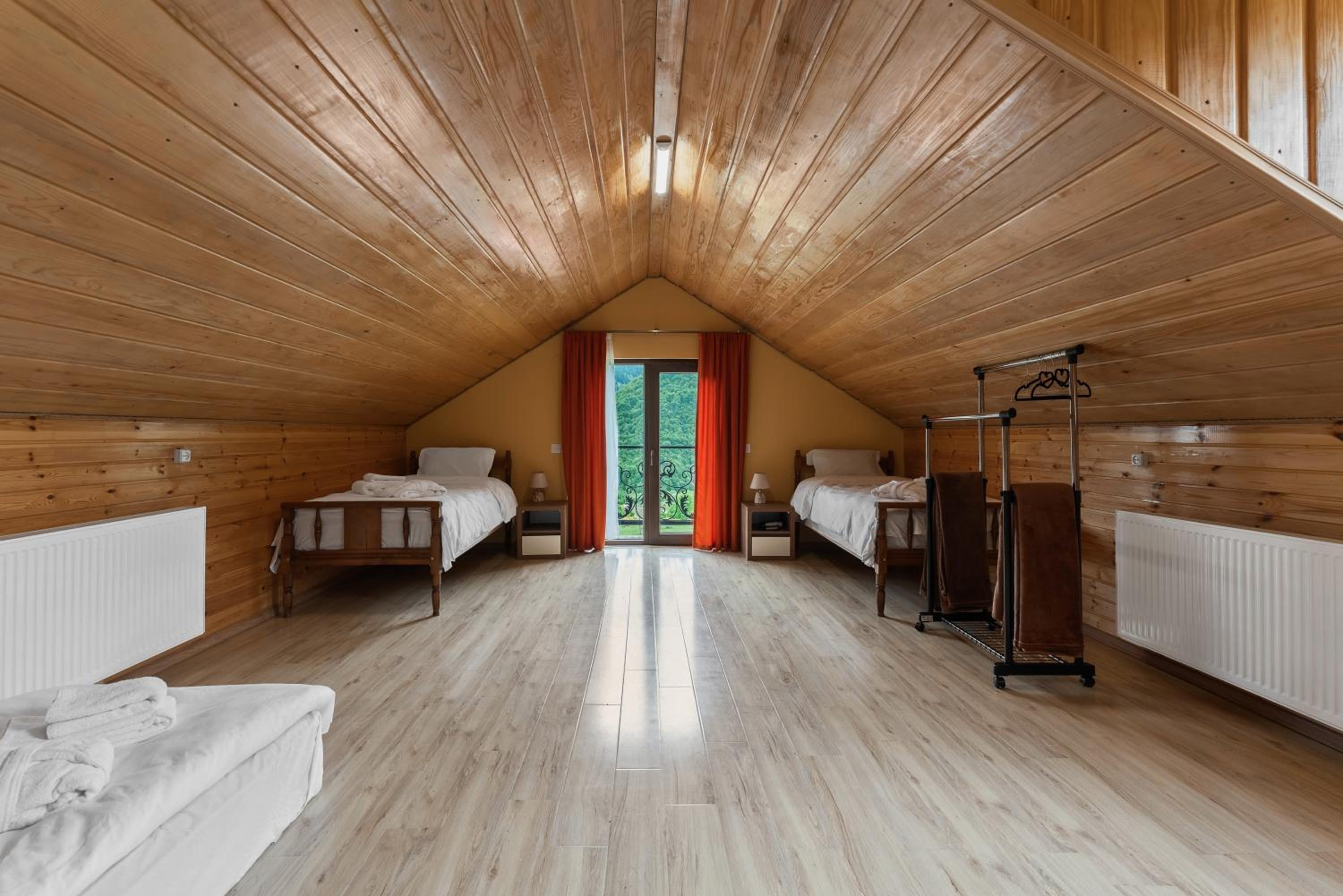 Twin Room with Private Bathroom
