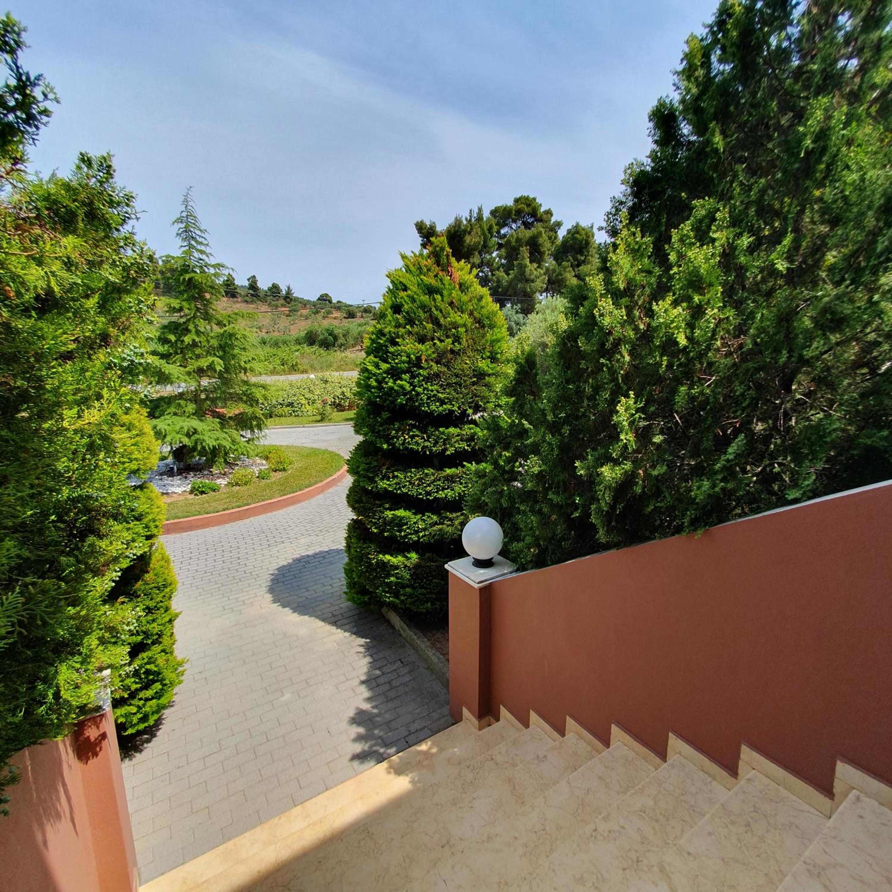 One-Bedroom Apartment with Sea View  - Photo 3