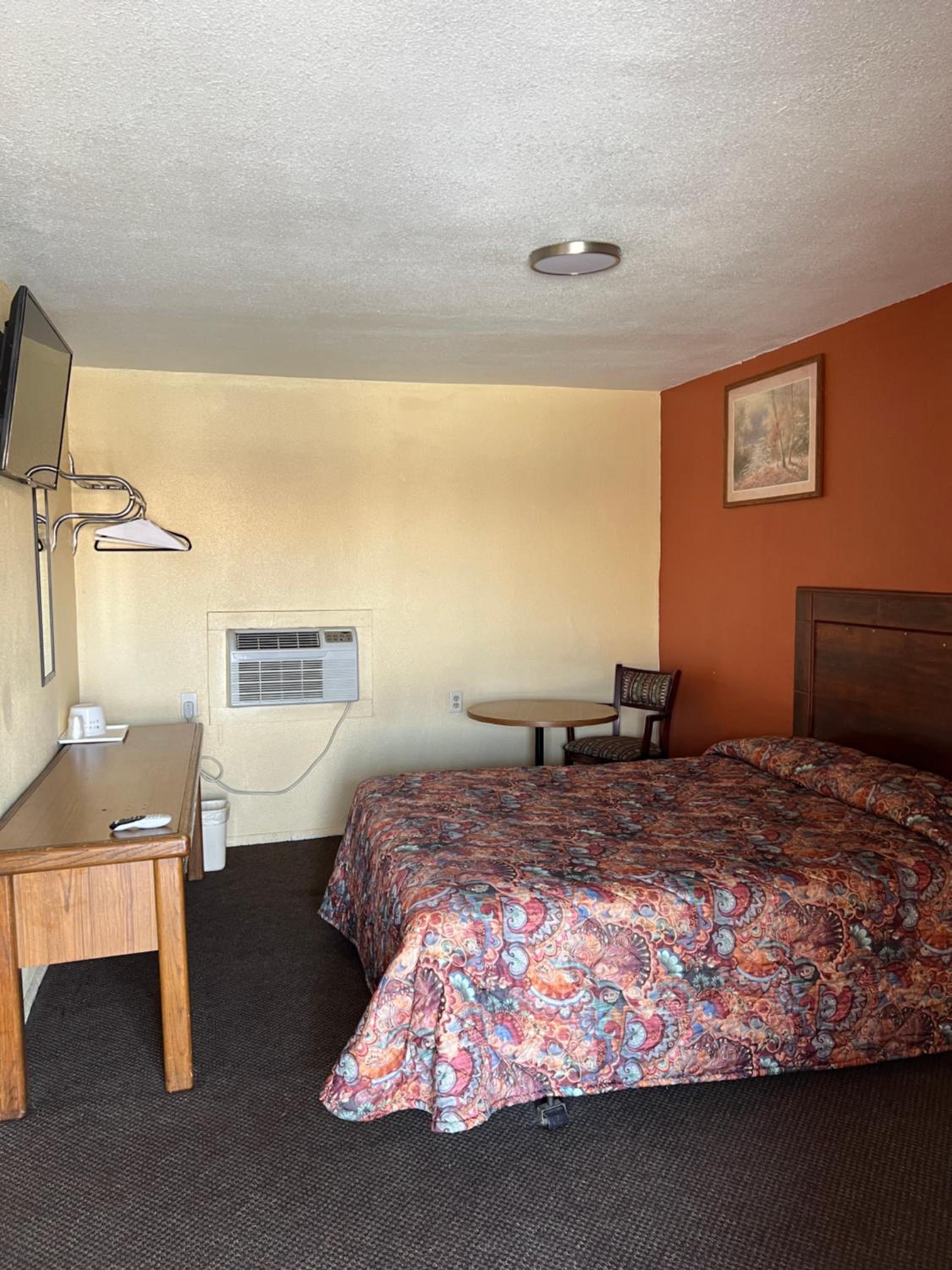 Standard Queen Room photo 1