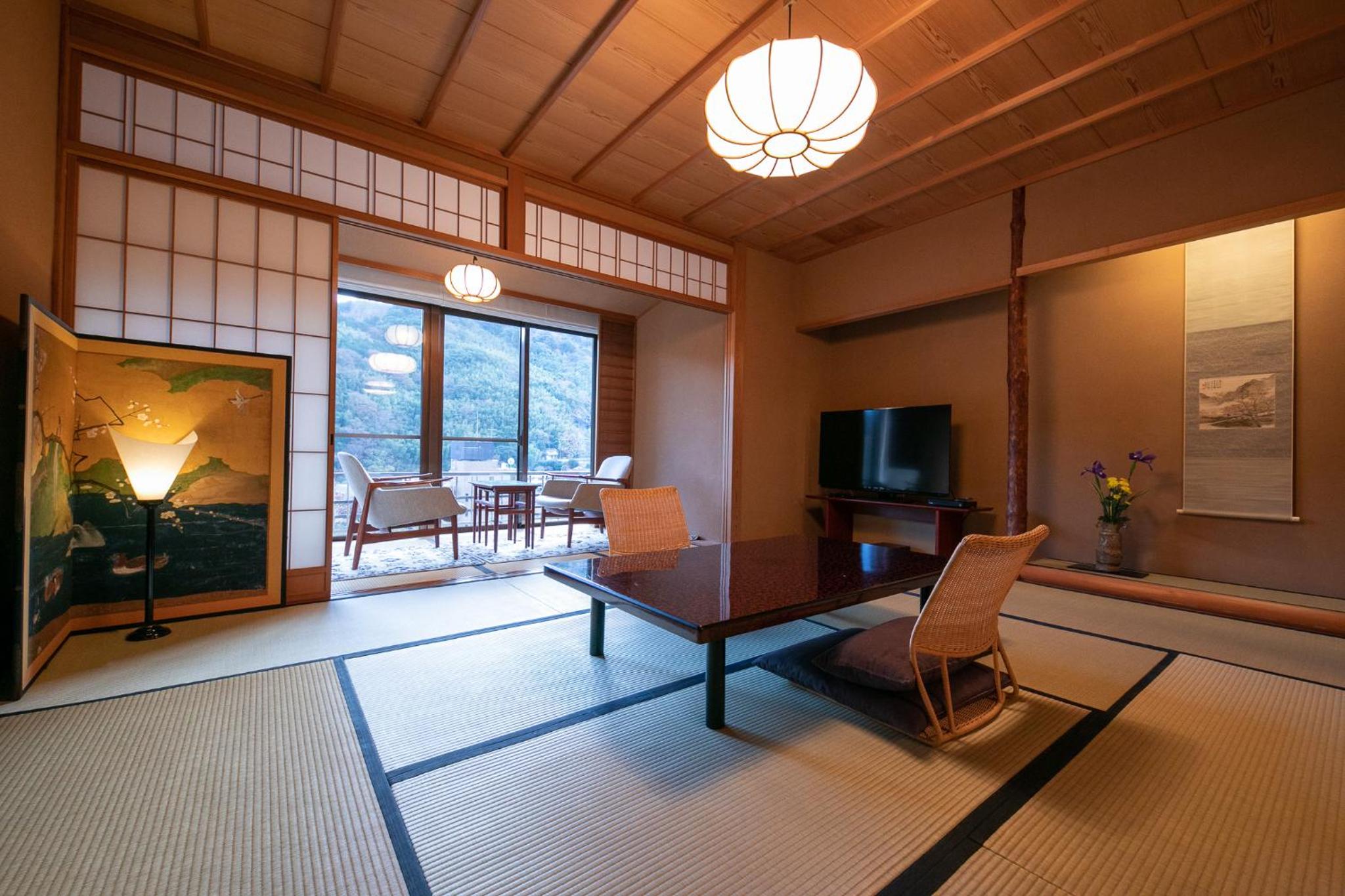 Japanese-Style Room