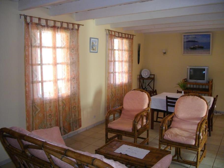 Three-Bedroom Villa photo 1