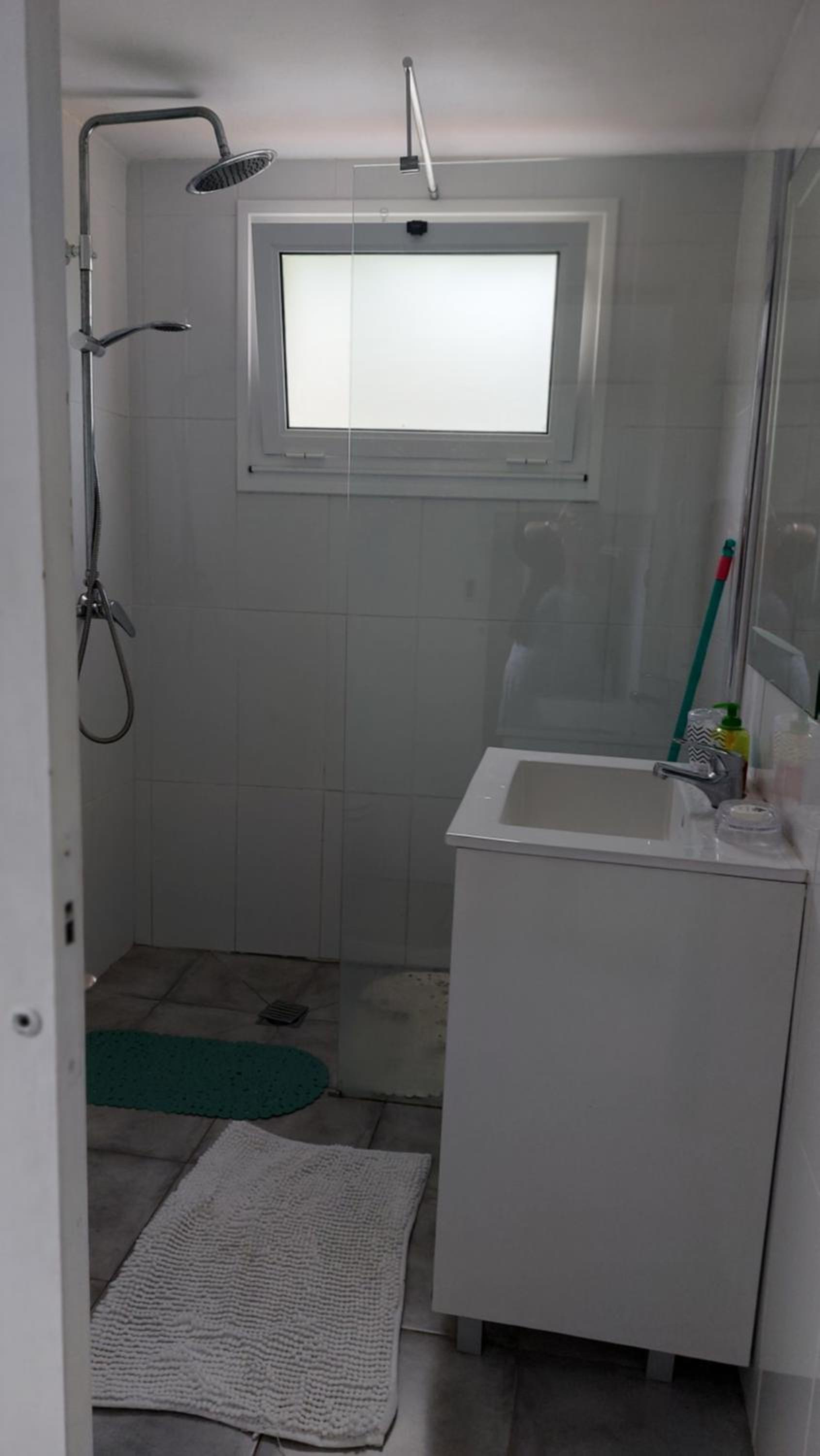 Two-Bedroom House photo 3