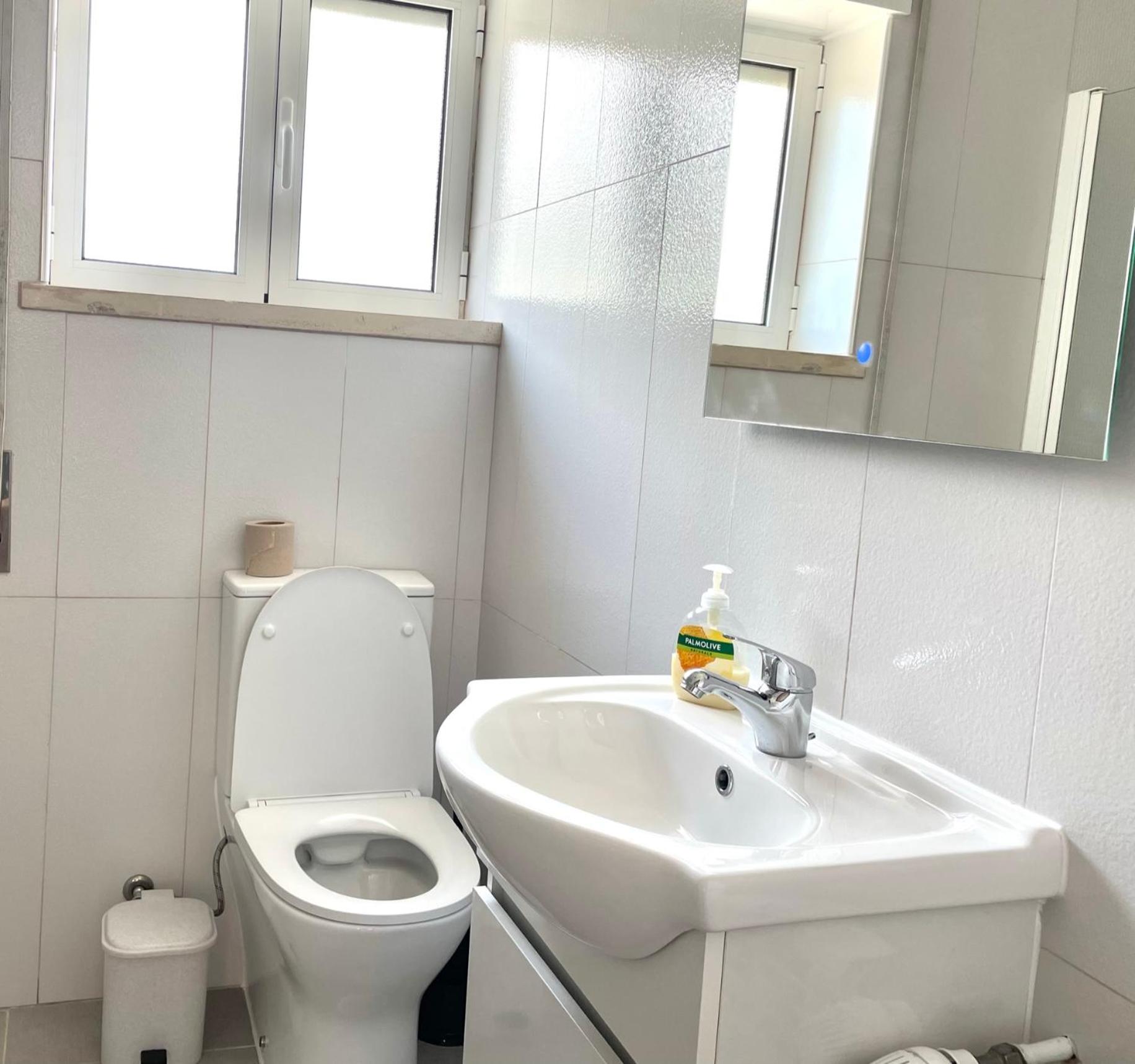 Budget Double Room photo 3