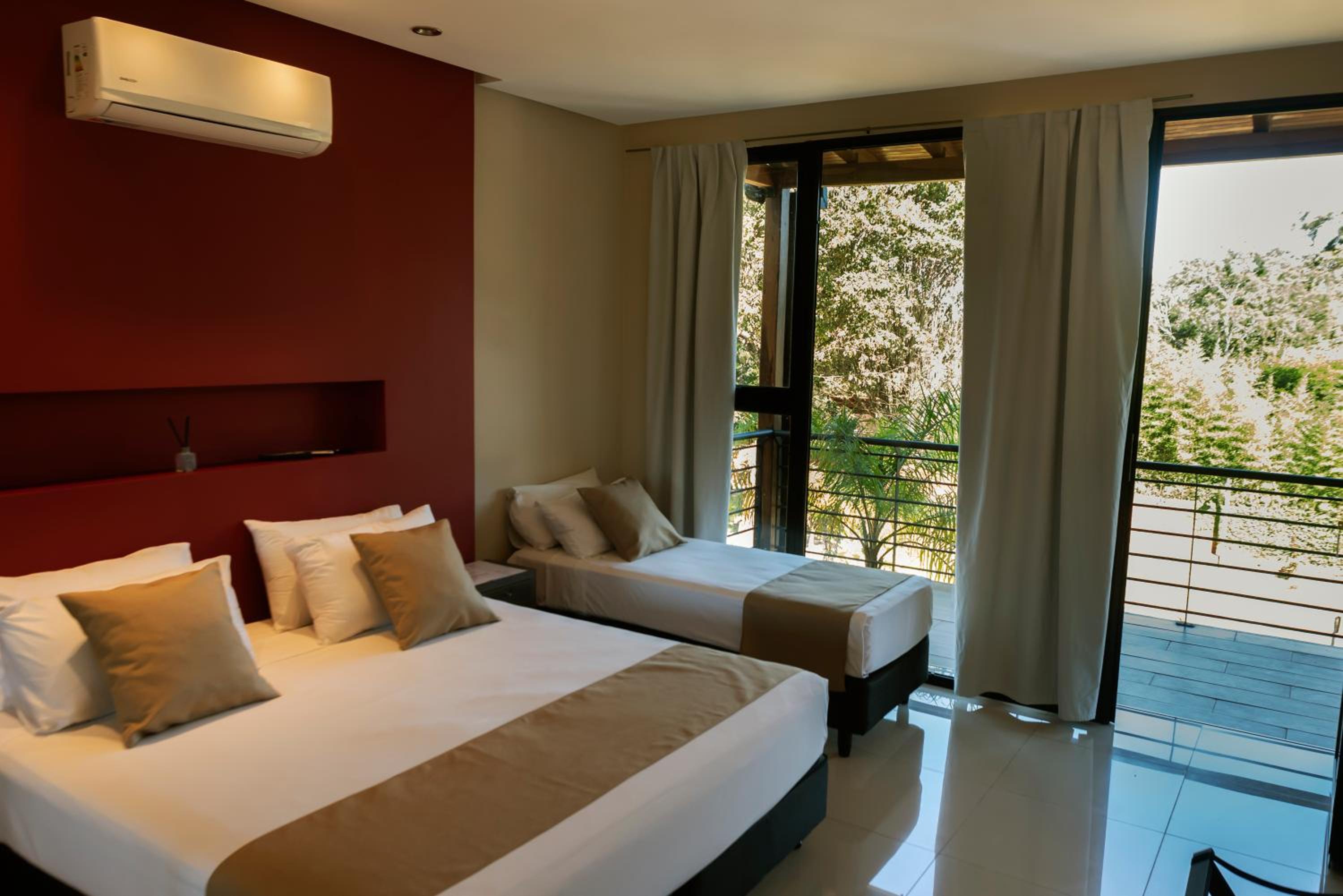 Standard Triple Room photo 3