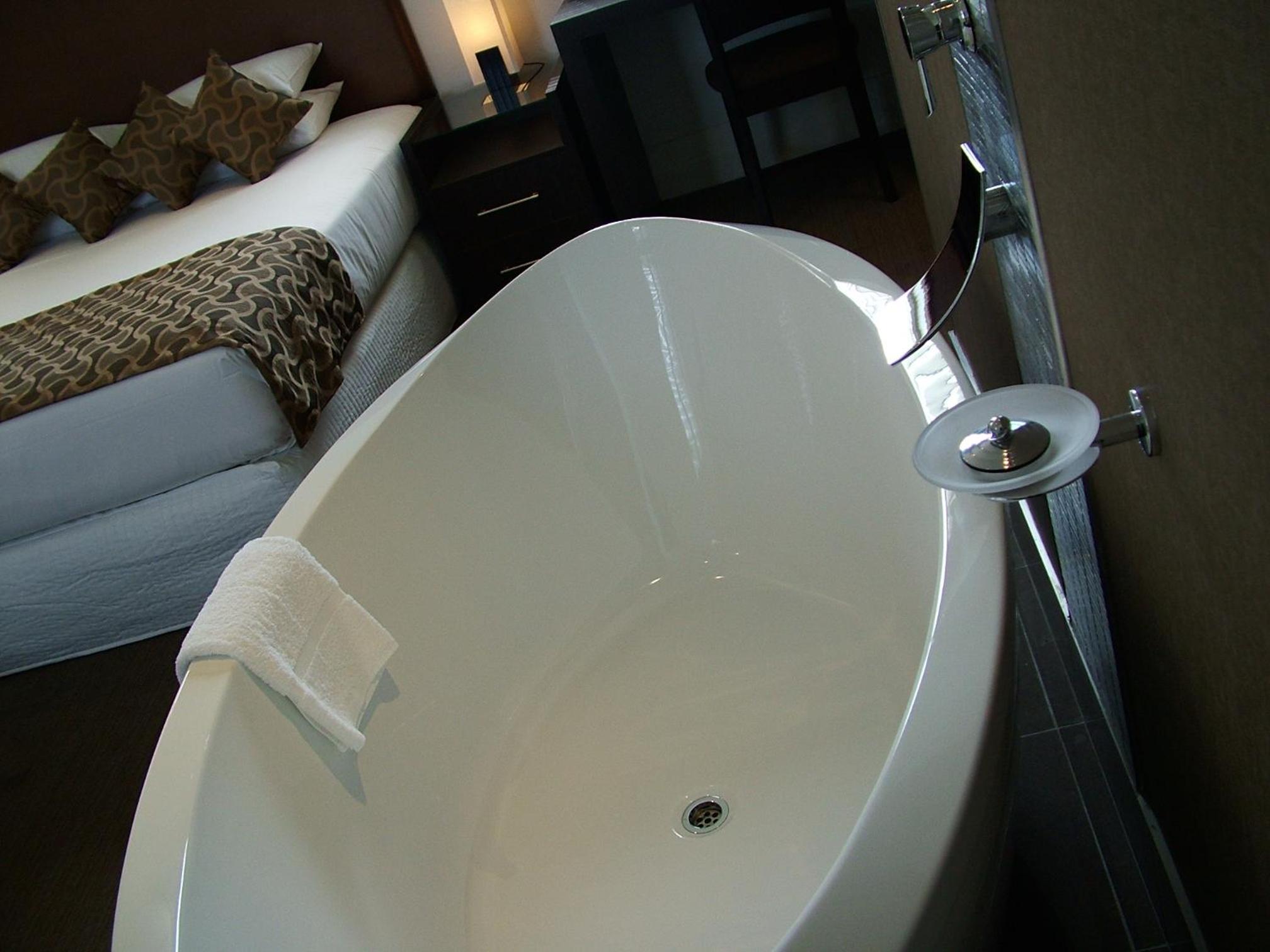 Executive Tower Suite - Photo 4