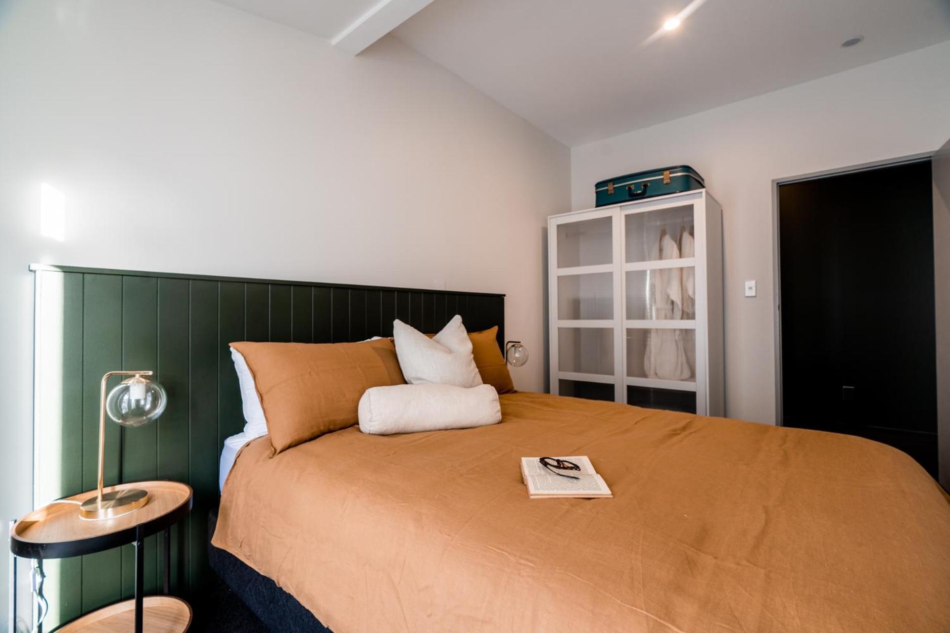 The Library (Two-Bedroom Apartment) photo 3
