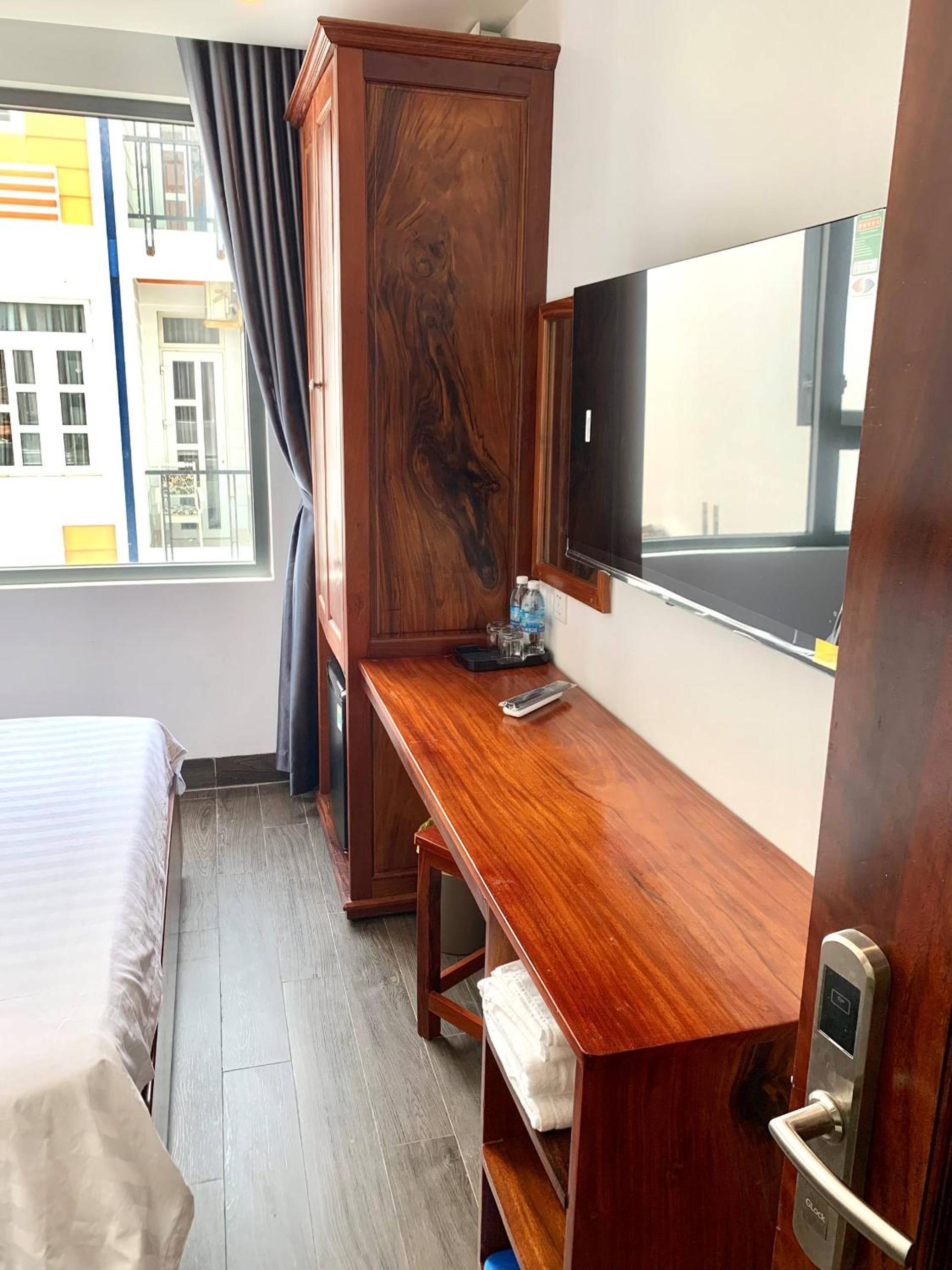 Deluxe Double or Twin Room - Photo 4