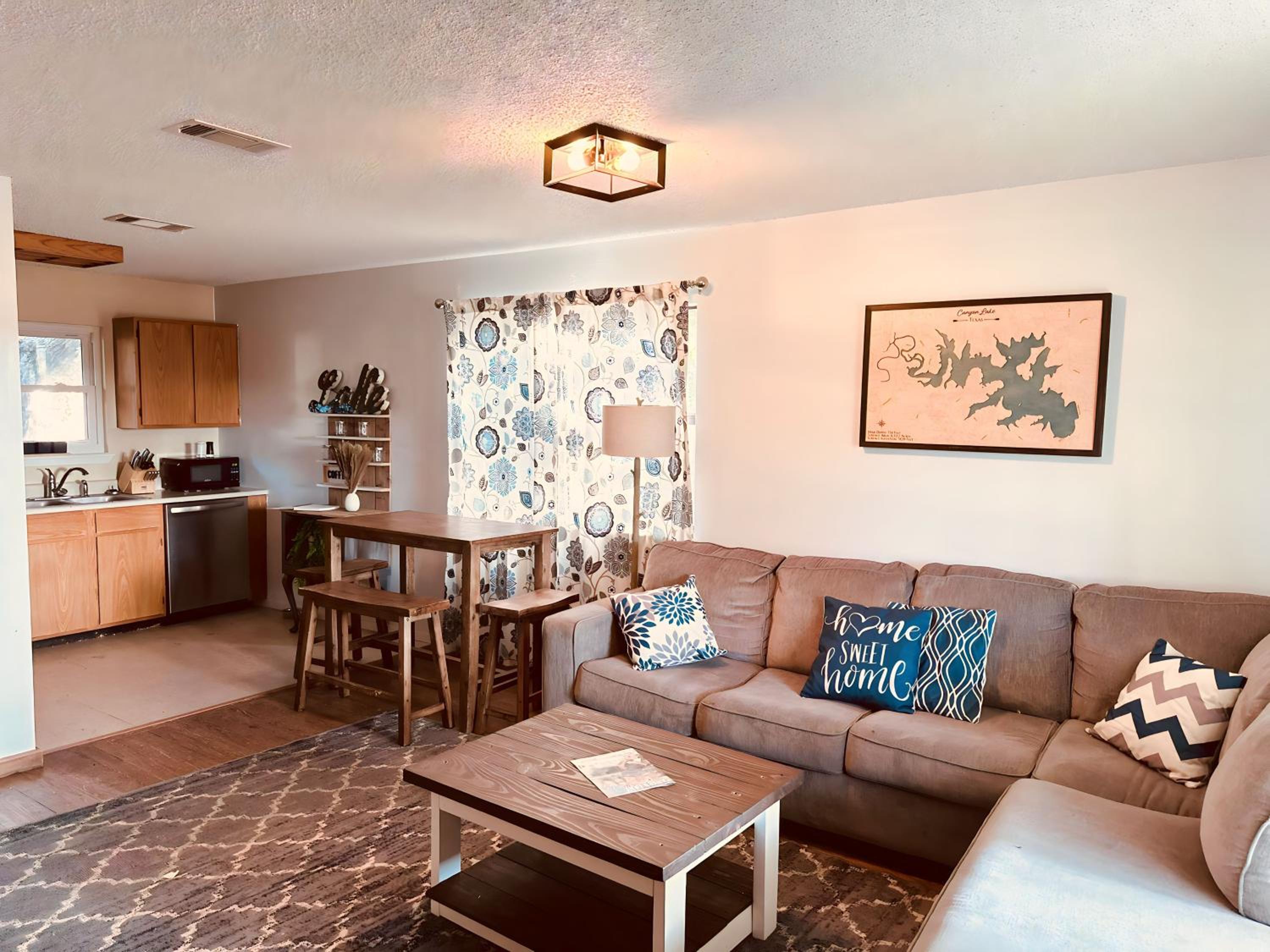 Two-Bedroom House photo 2
