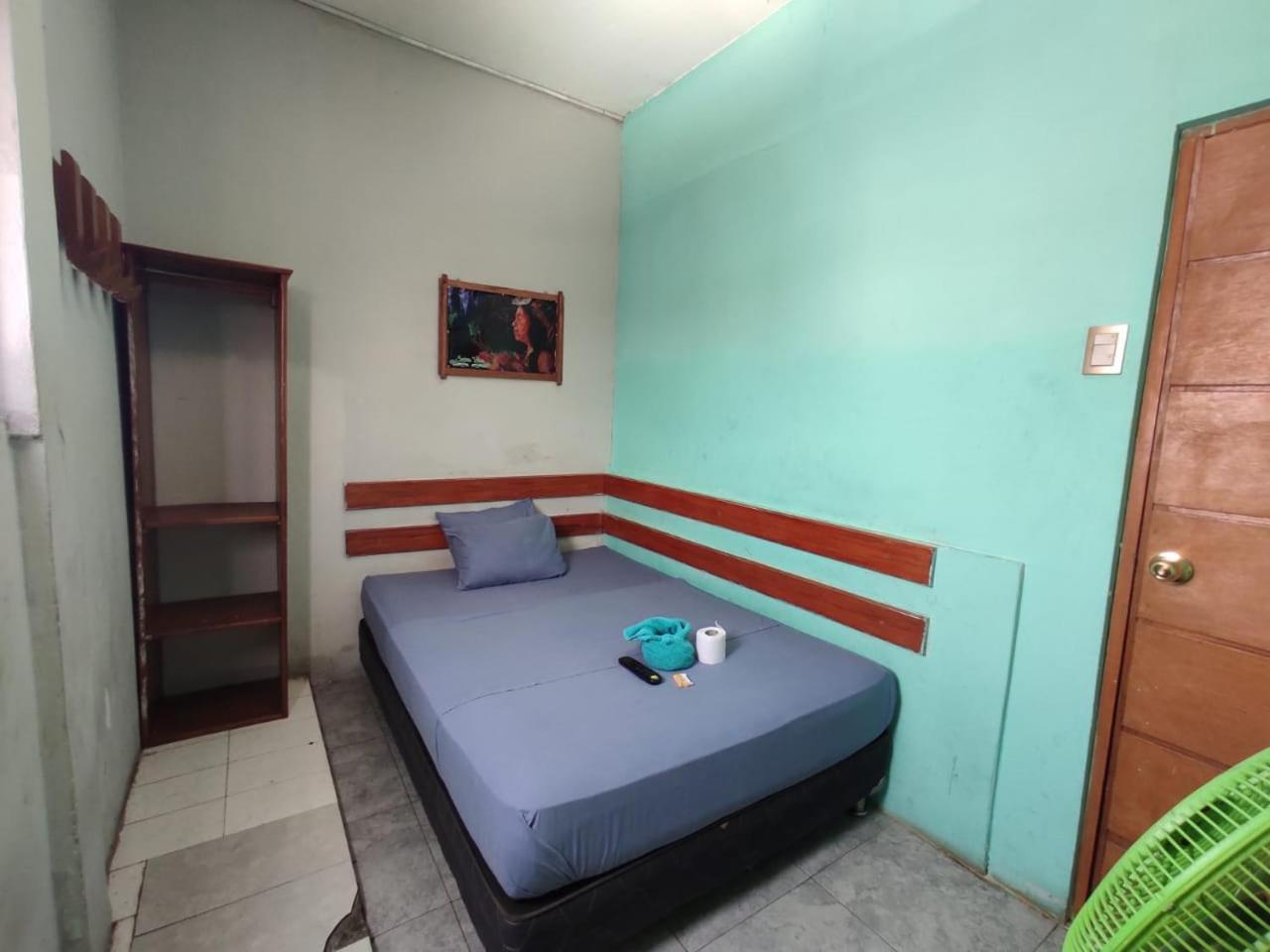 Economy Double Room photo 2