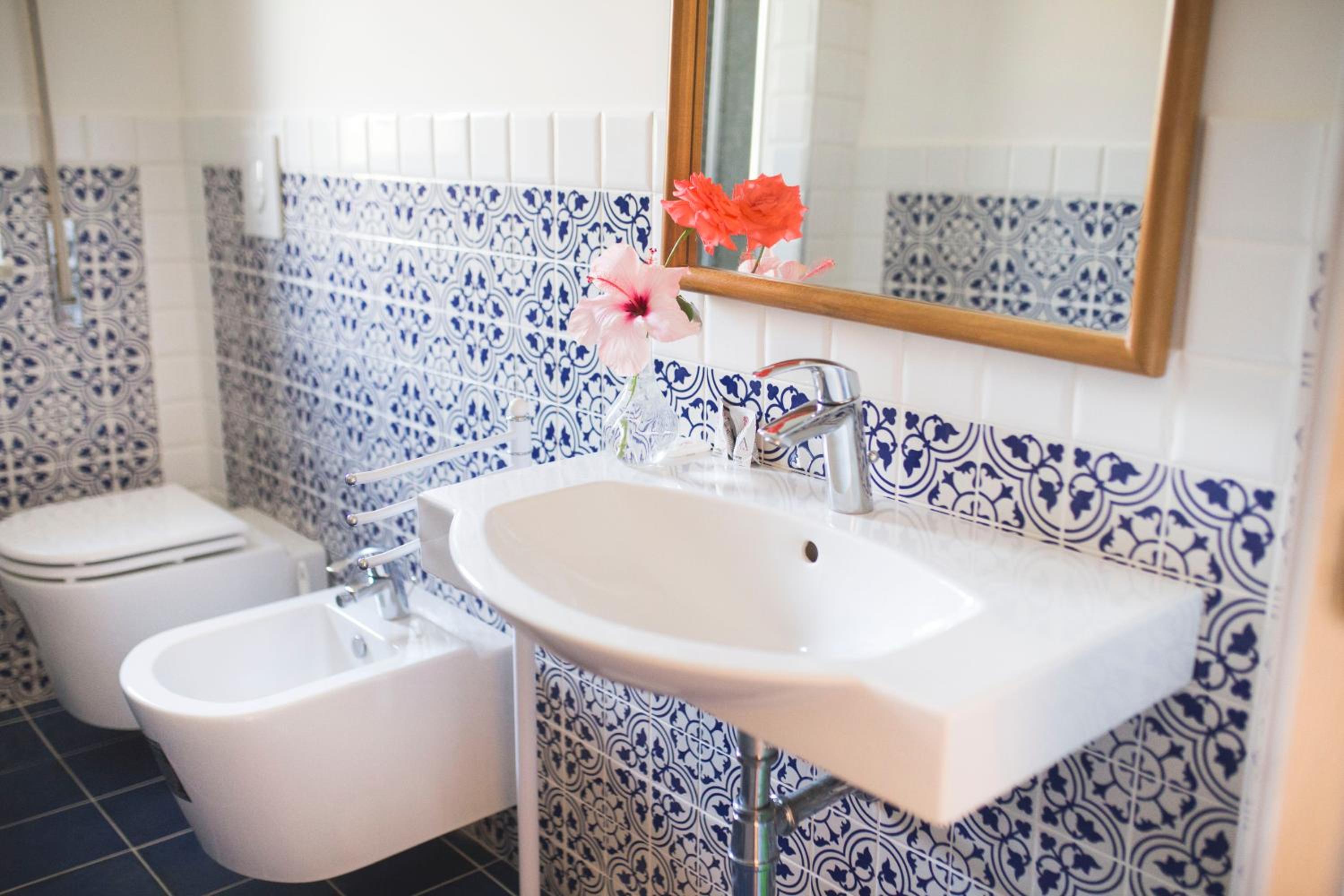 Double Room with Private External Bathroom photo 3