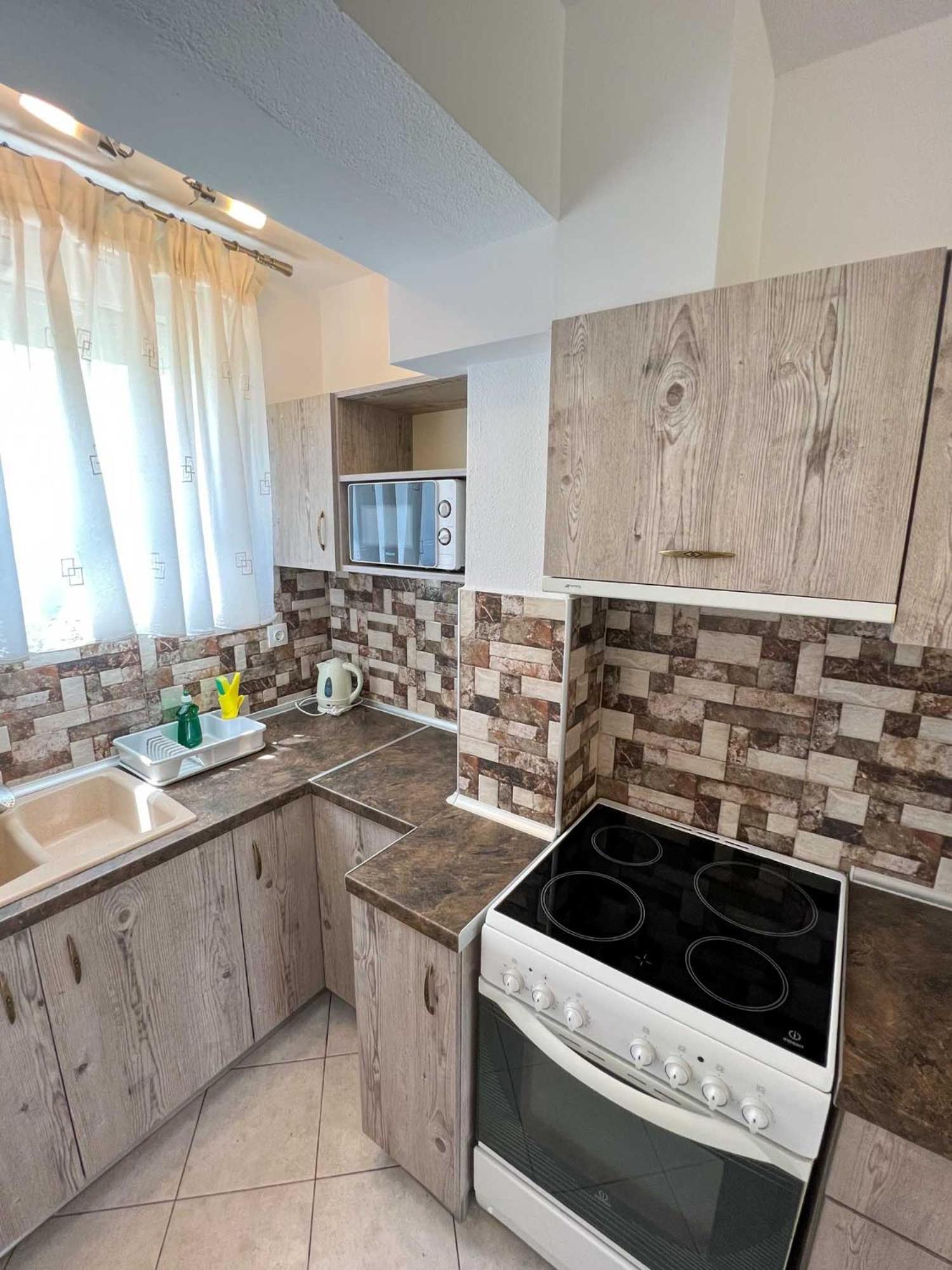 Two-Bedroom Apartment (4 Adults) - Photo 31