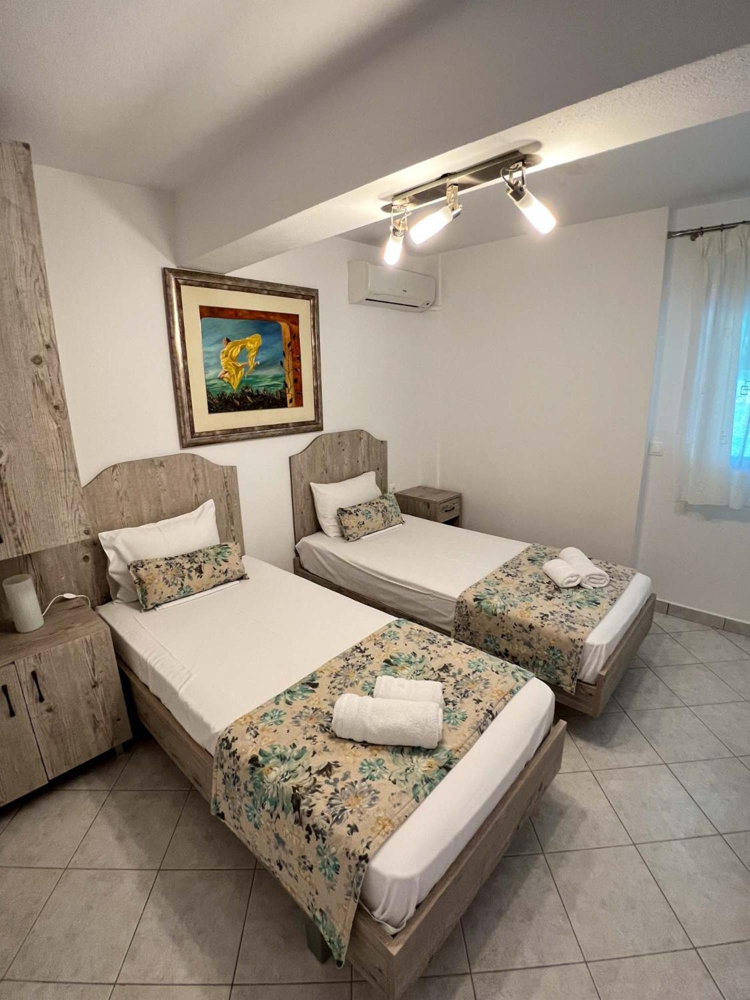 Two-Bedroom Apartment (4 Adults) - Photo 12