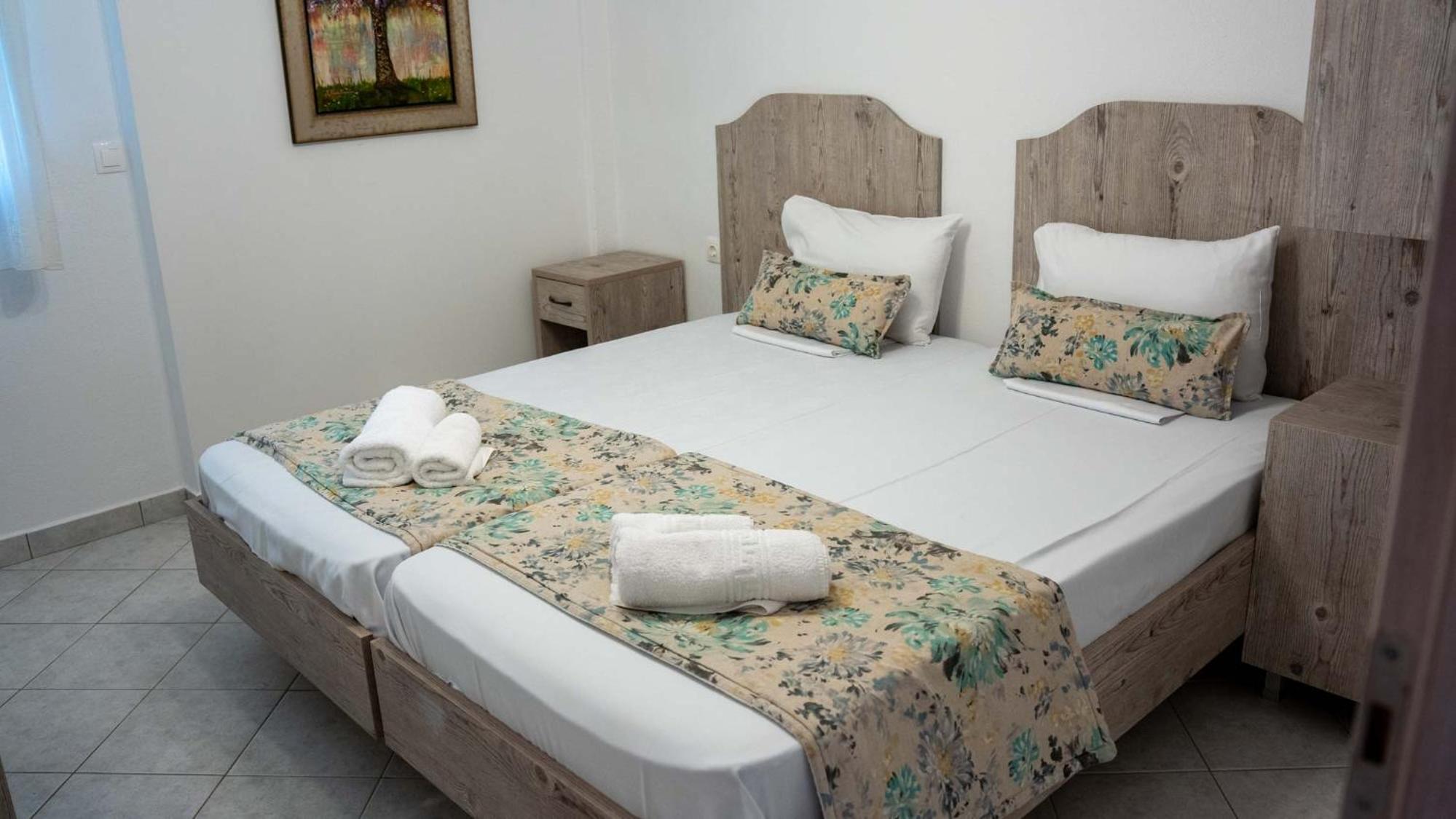 Two-Bedroom Apartment (4 Adults) - Photo 28
