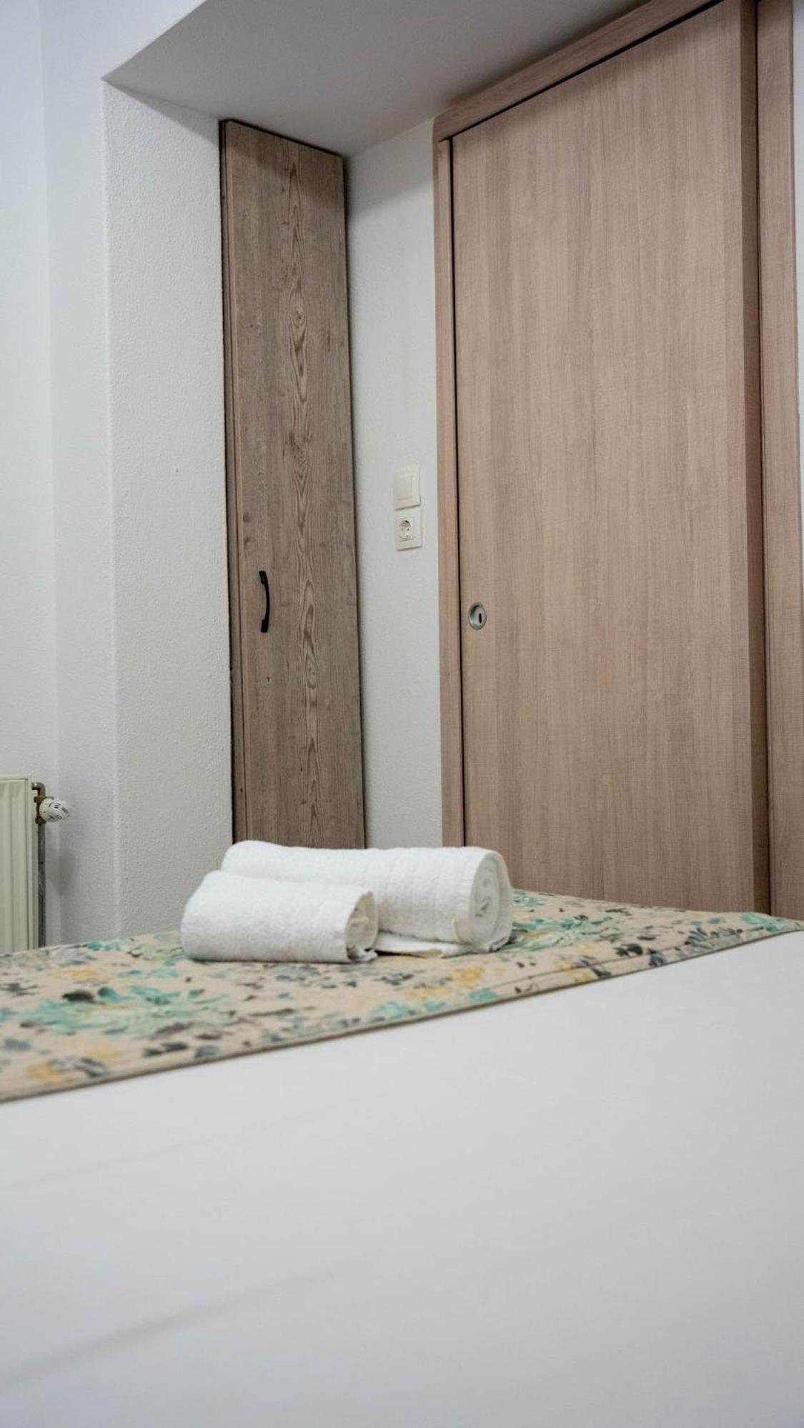 Two-Bedroom Apartment (4 Adults) - Photo 24