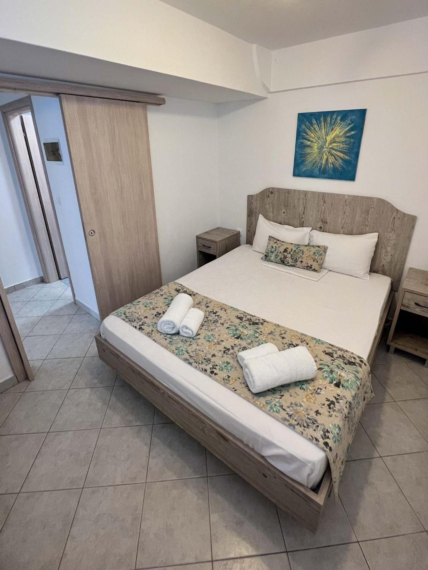 Two-Bedroom Apartment (4 Adults) - Photo 20