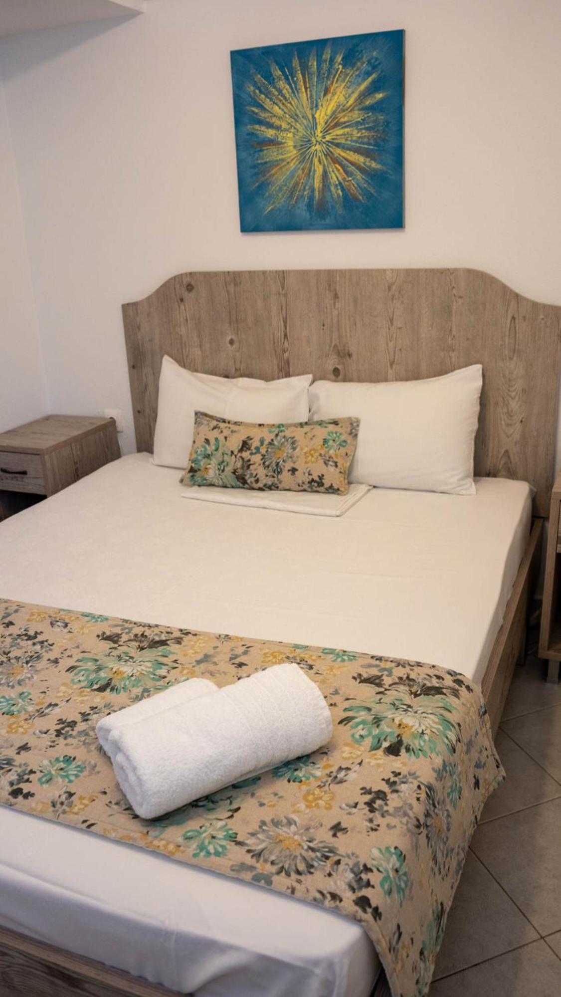 Two-Bedroom Apartment (4 Adults) - Photo 22