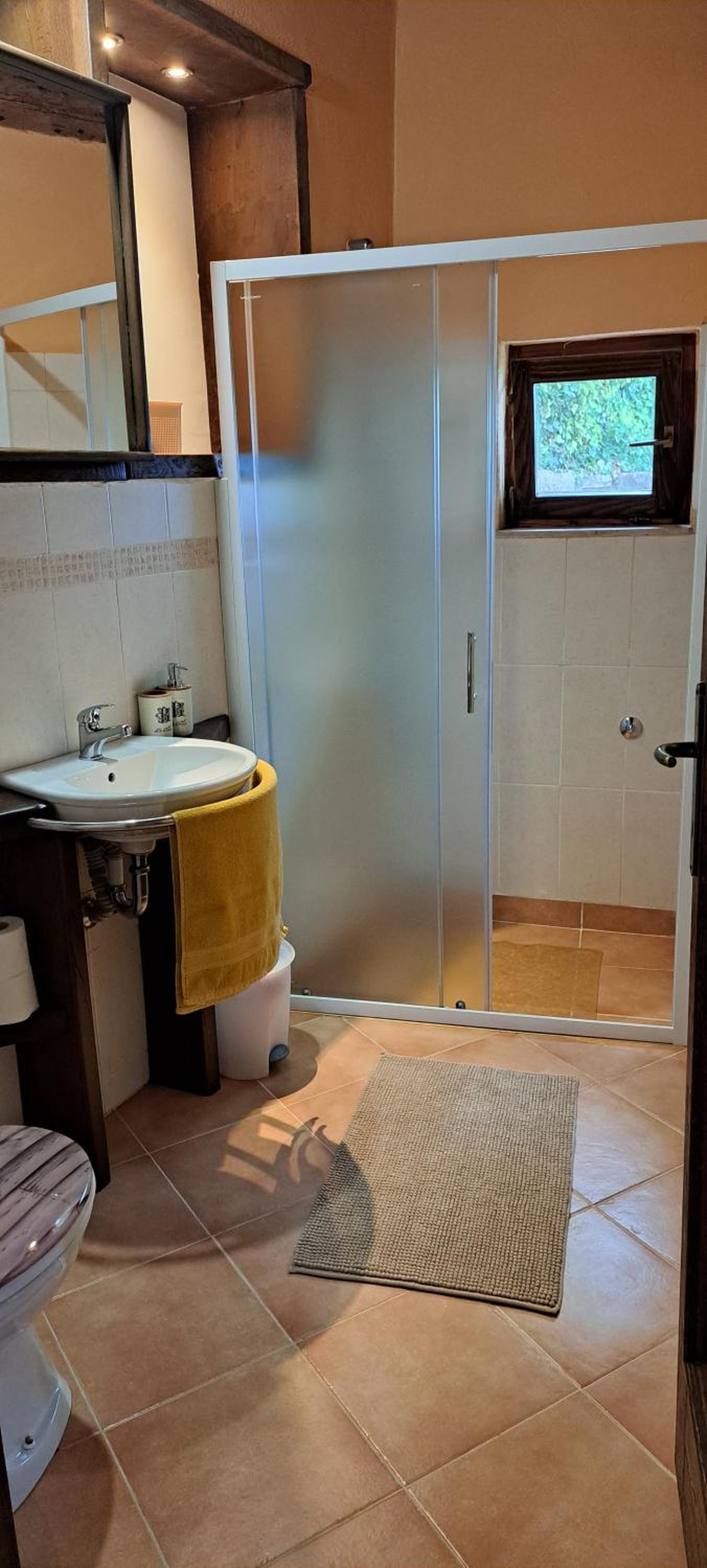 One-Bedroom House photo 3