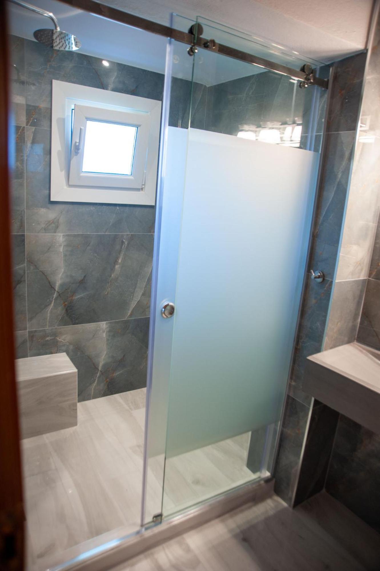 Deluxe Double Studio - Photo 25