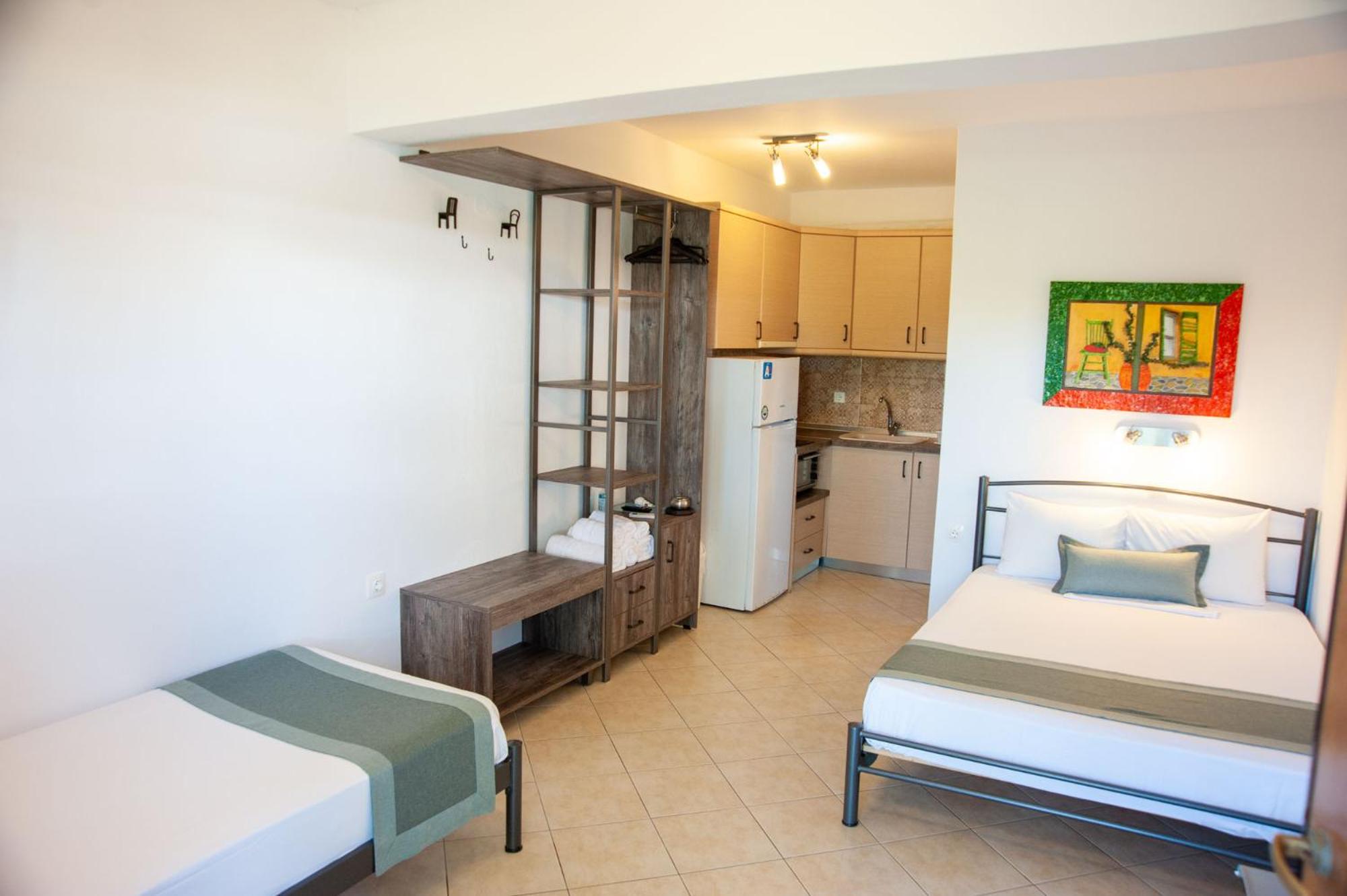 Studio (3 Adults) - Photo 4