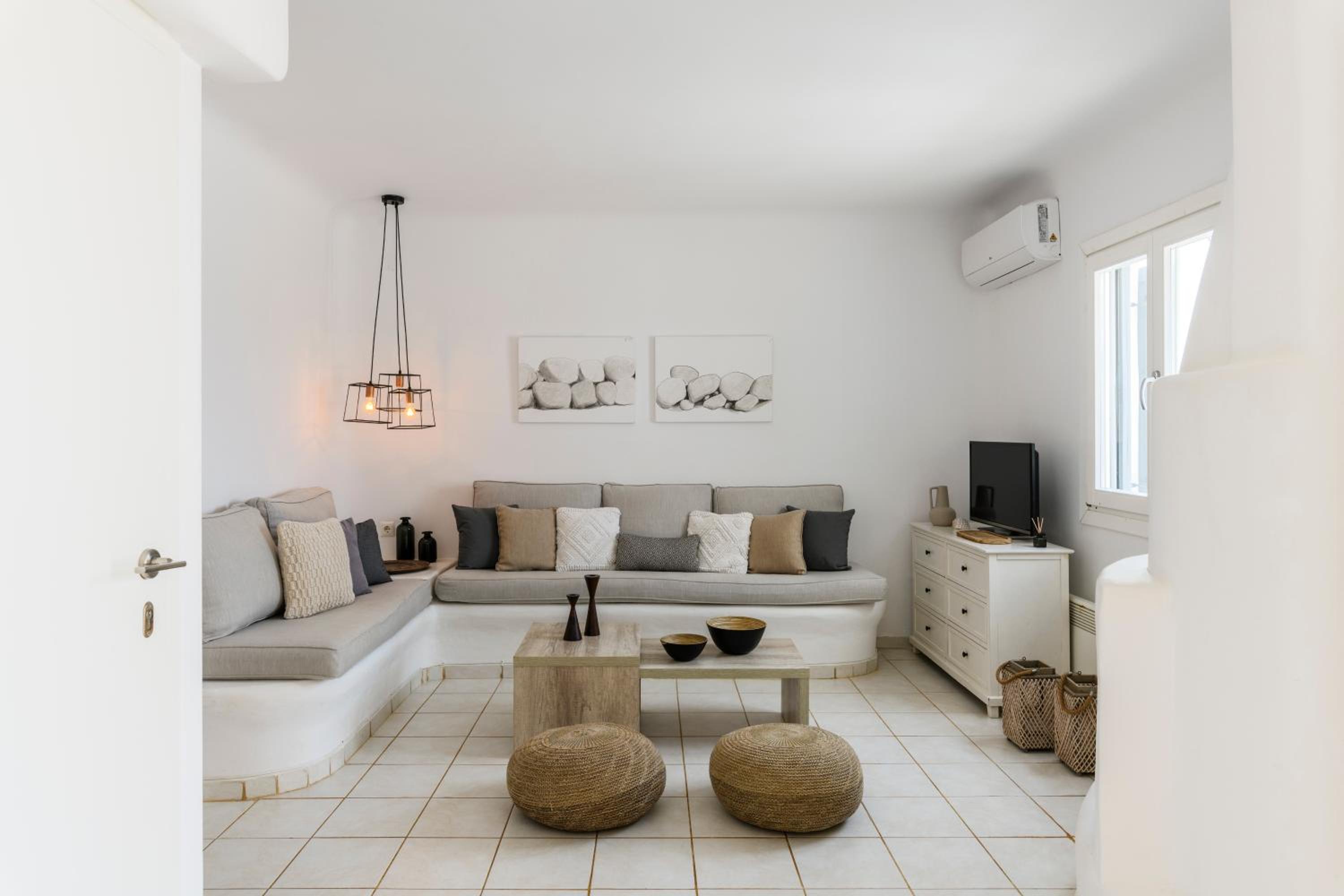 Two-Bedroom Deluxe Apartment with Ocean View