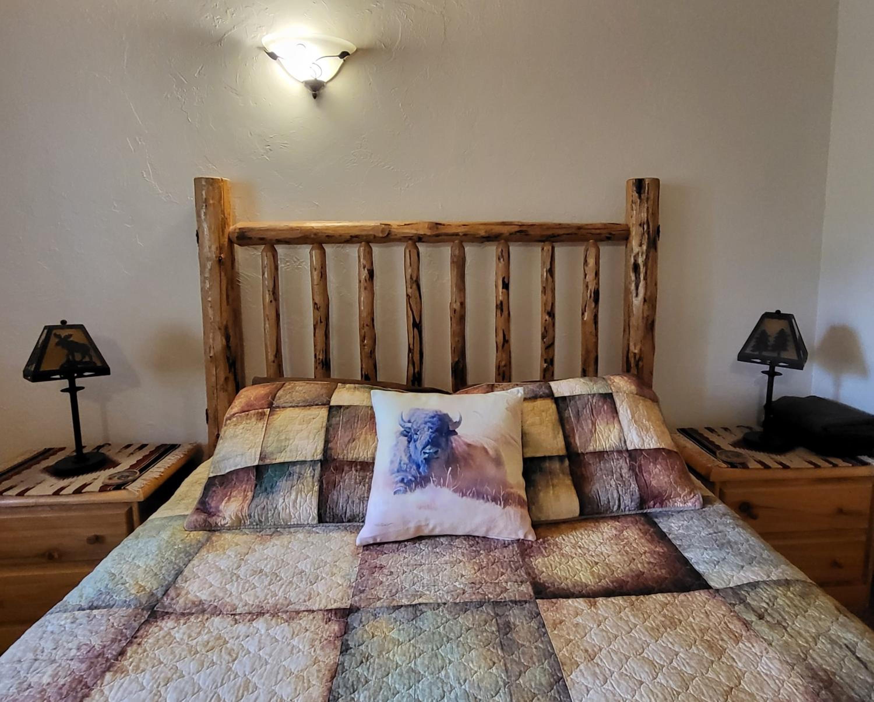 Double Room with Shared Bathroom photo 3