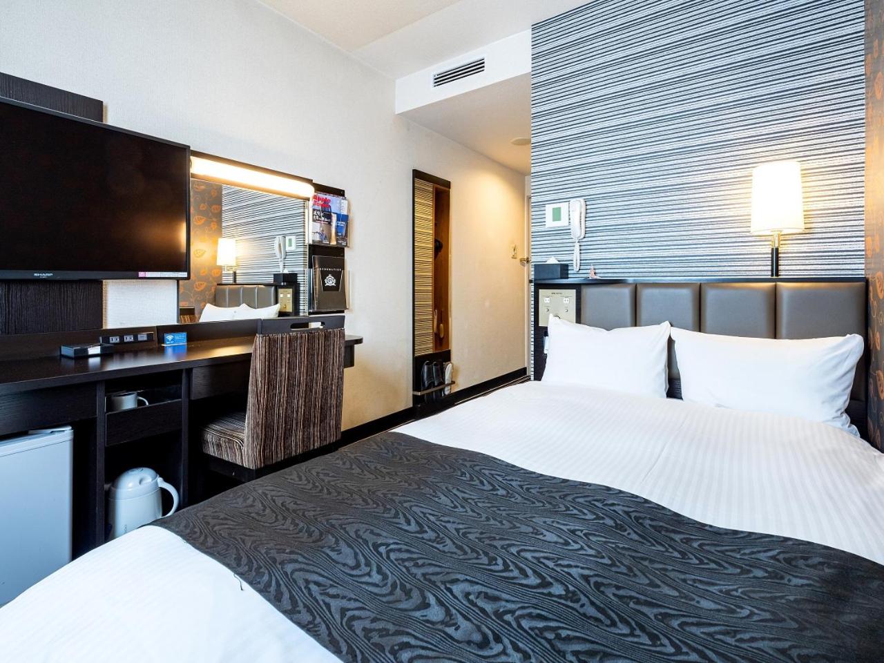 Double Room with Small Double Bed - Non-Smoking - Photo 1