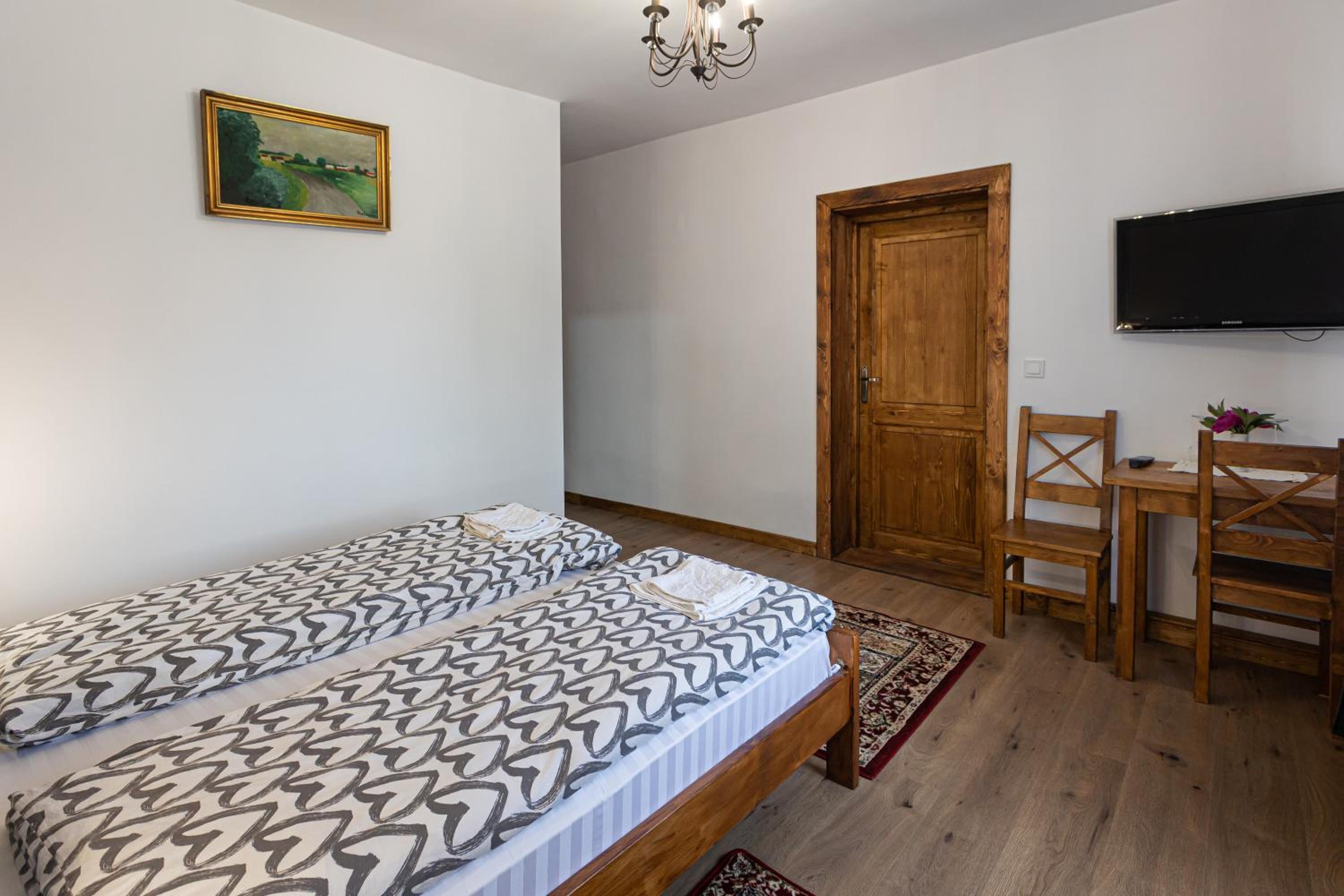 Deluxe Double Room with Bath photo 3