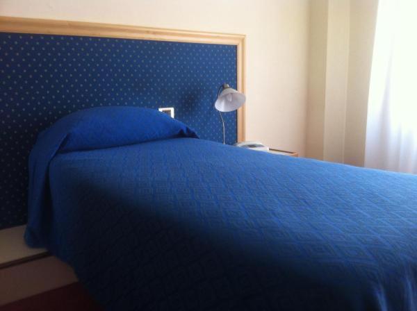 Single Room photo 3