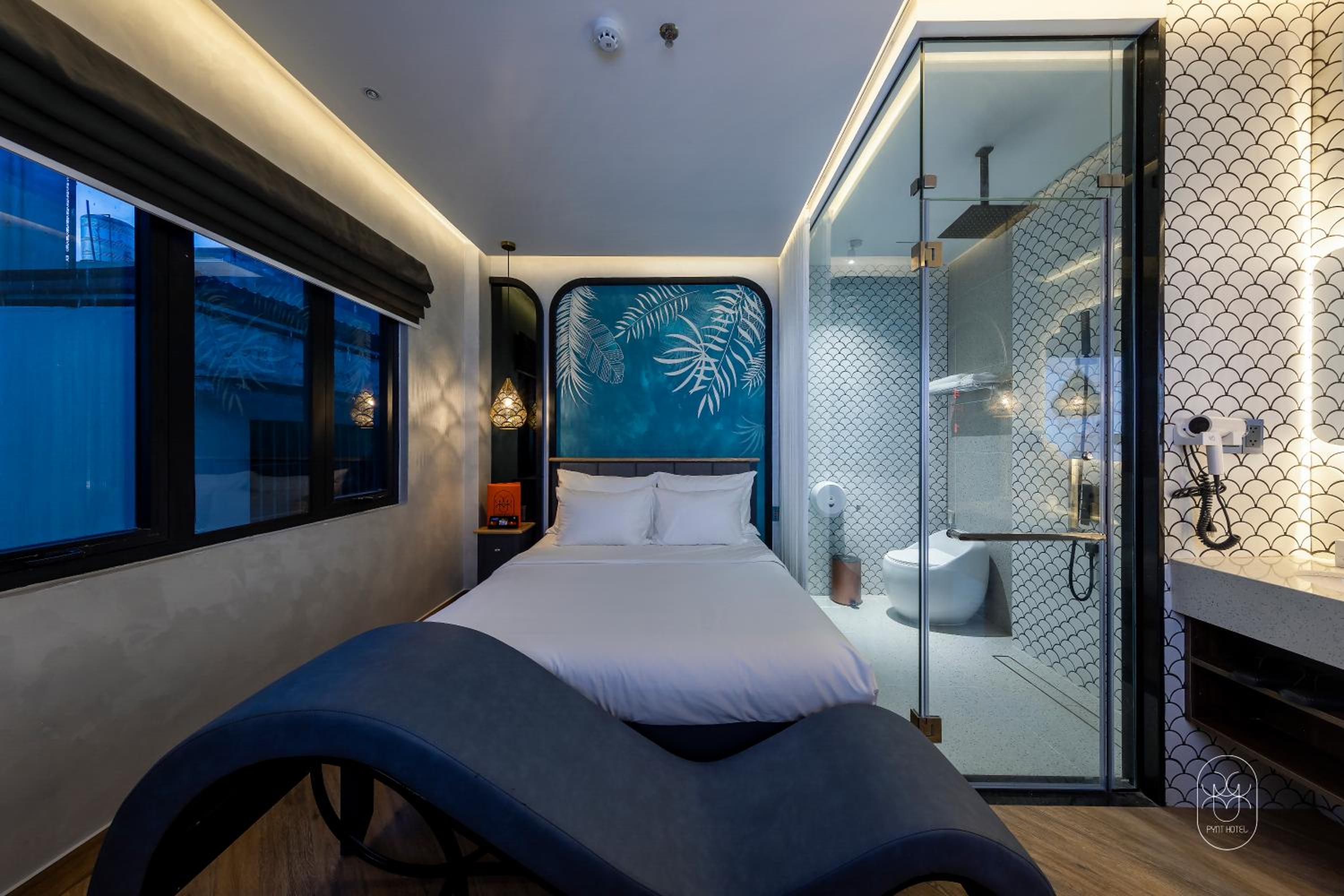 King Room with Balcony