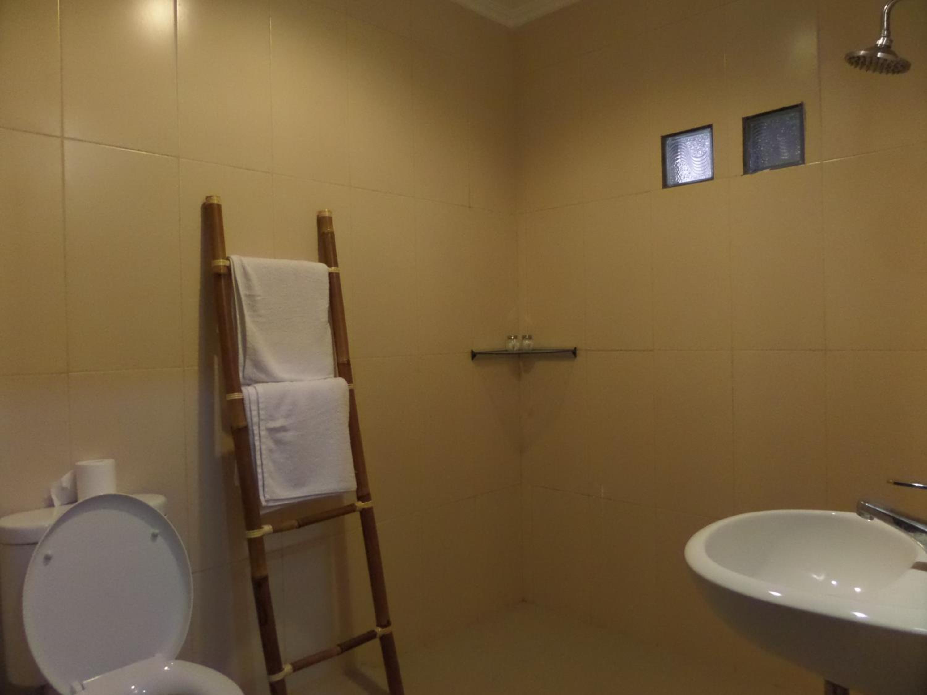 Deluxe Room - Photo 3