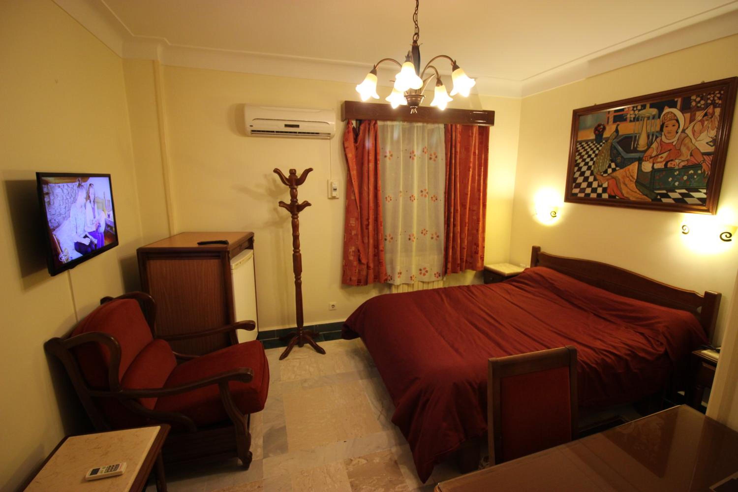 Standard Double Room photo 3