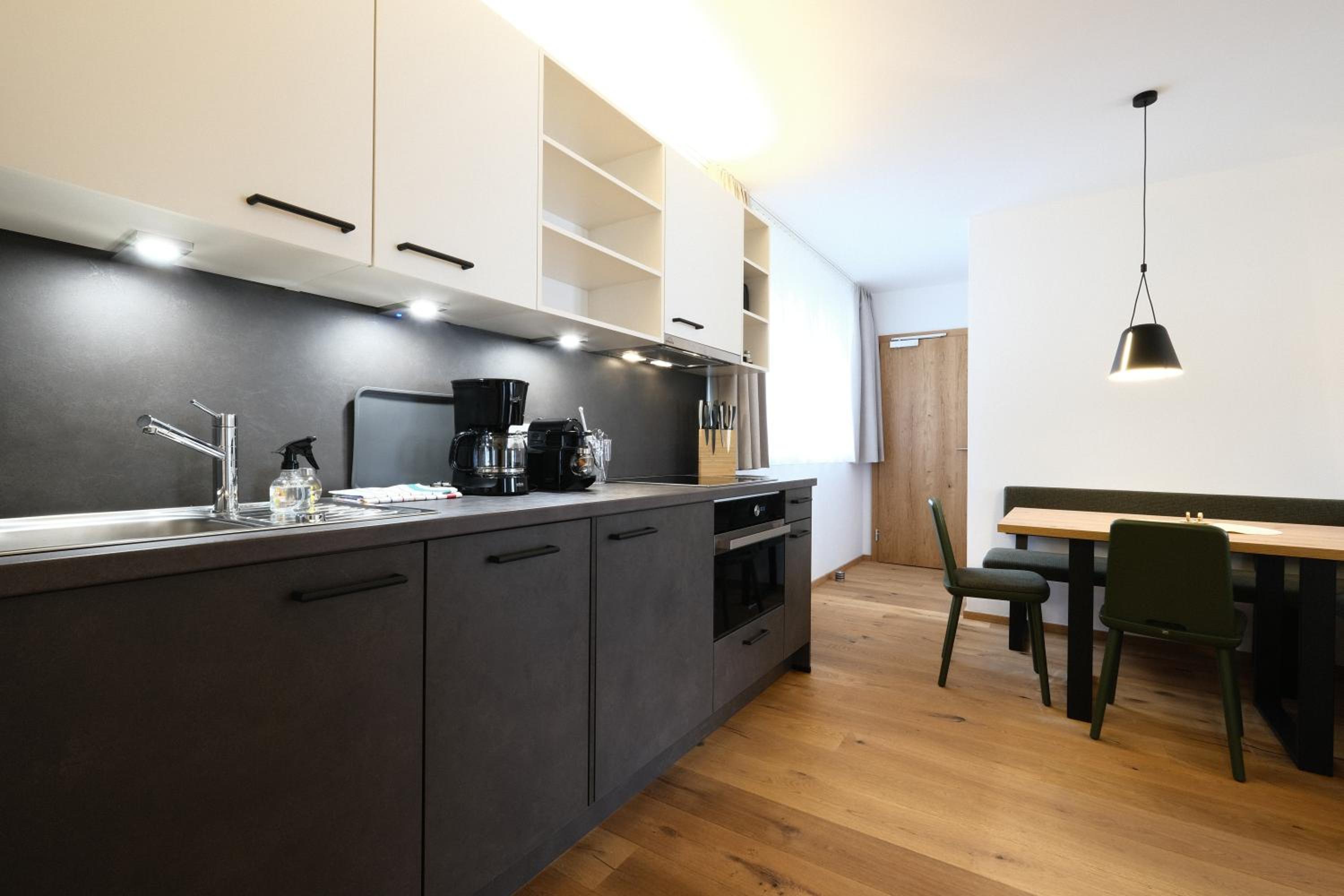 Superior Apartment photo 3