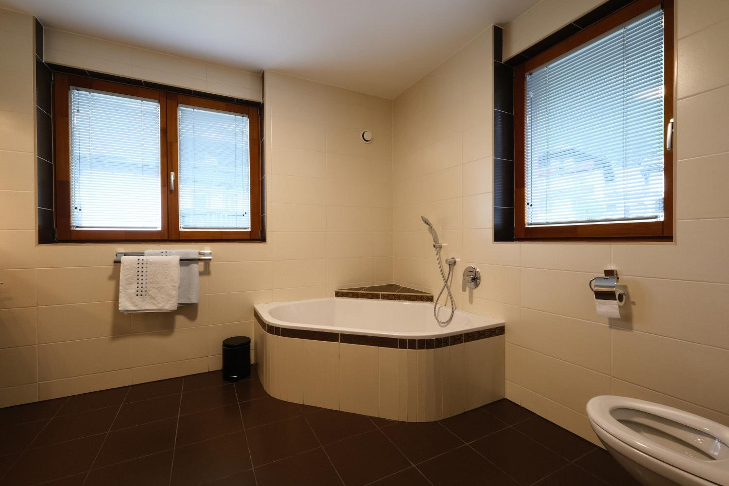Superior Apartment photo 2