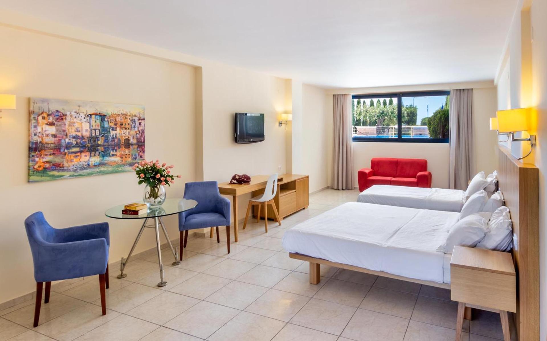 Economy Triple Room