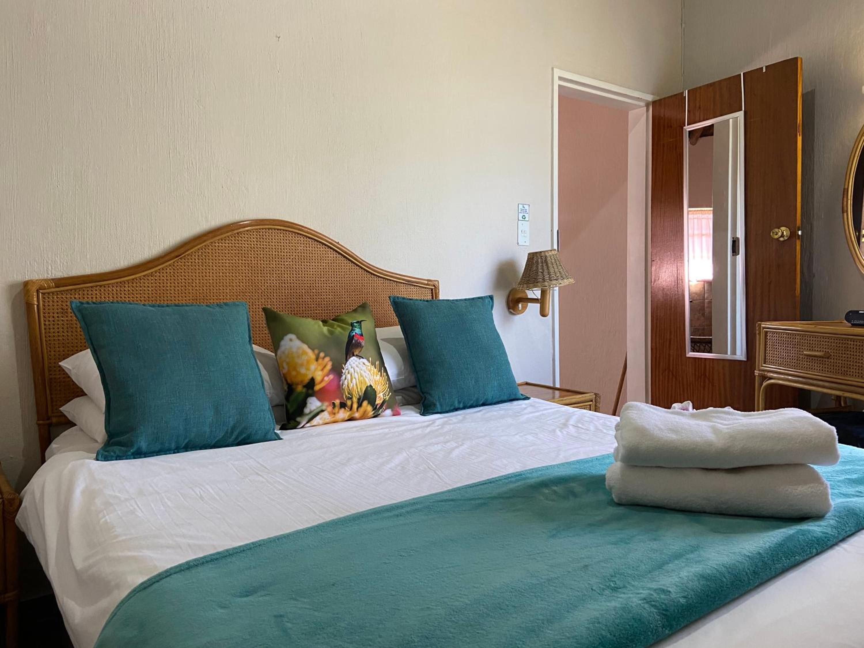 One Bedroom Small photo 1
