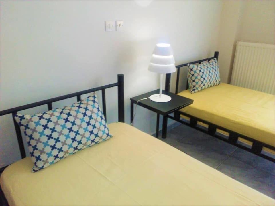 Twin Room with Private External Bathroom photo 1