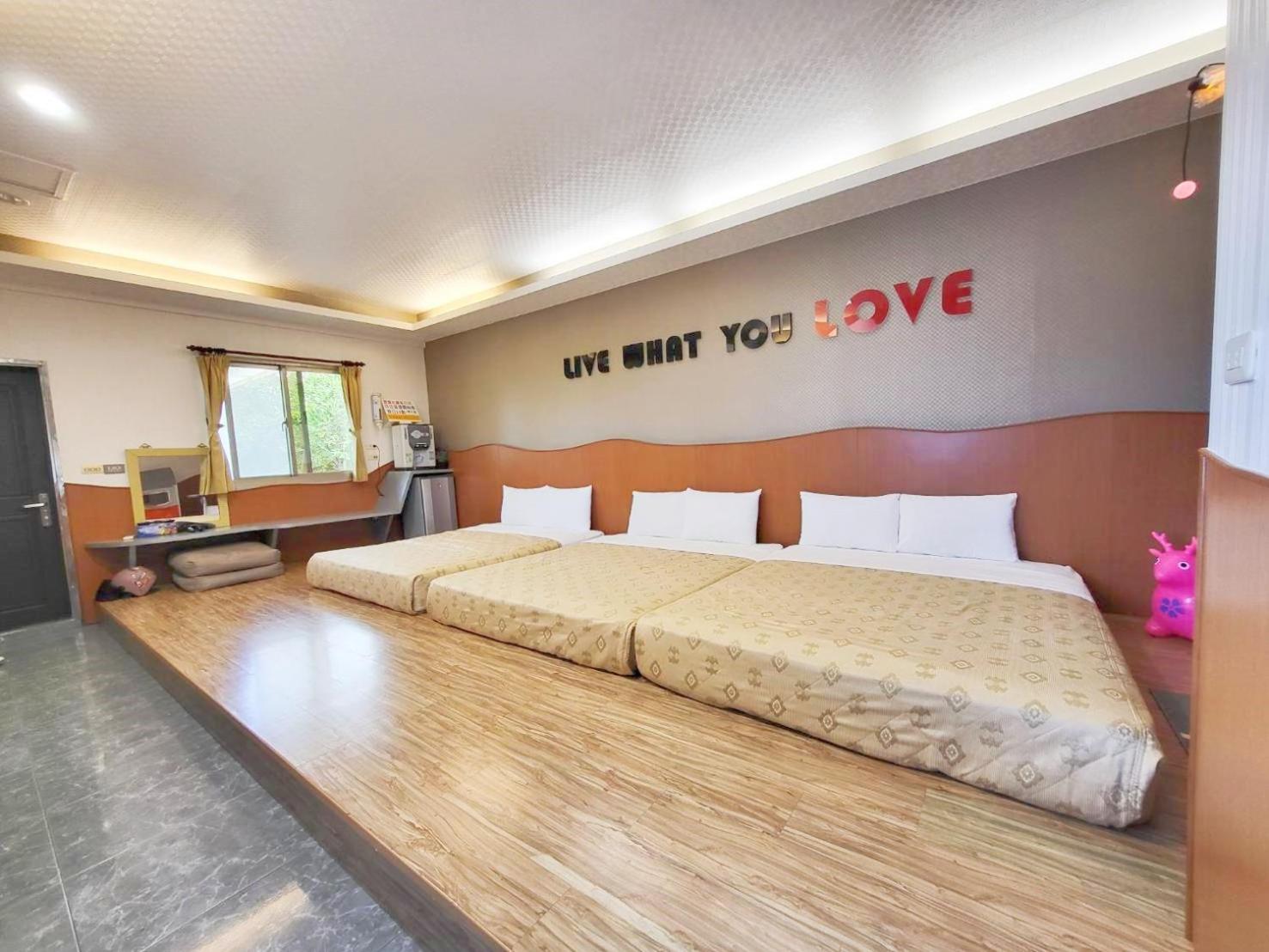 Hextuple Room (With Kids Playground) photo 3