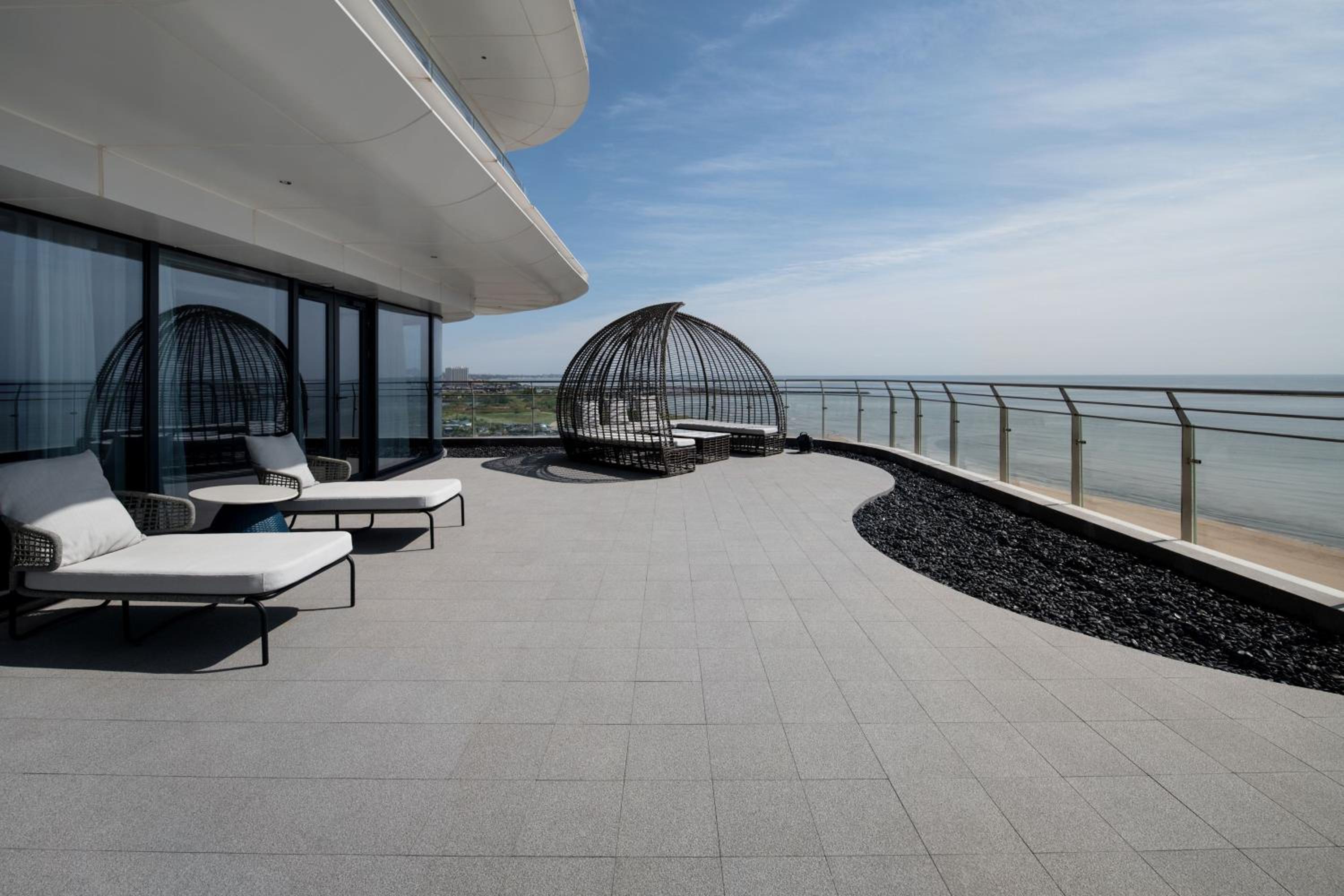 Terrace King Suite with Balcony and Ocean View - Photo 6