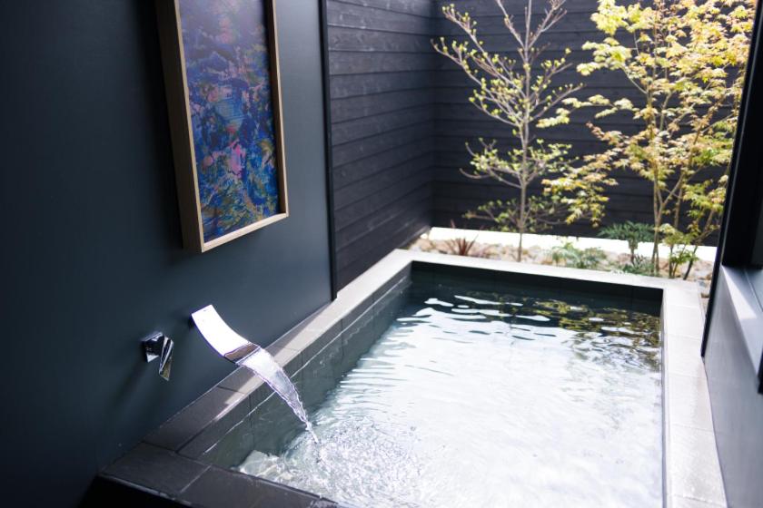 Villa with Private Pool - Photo 25