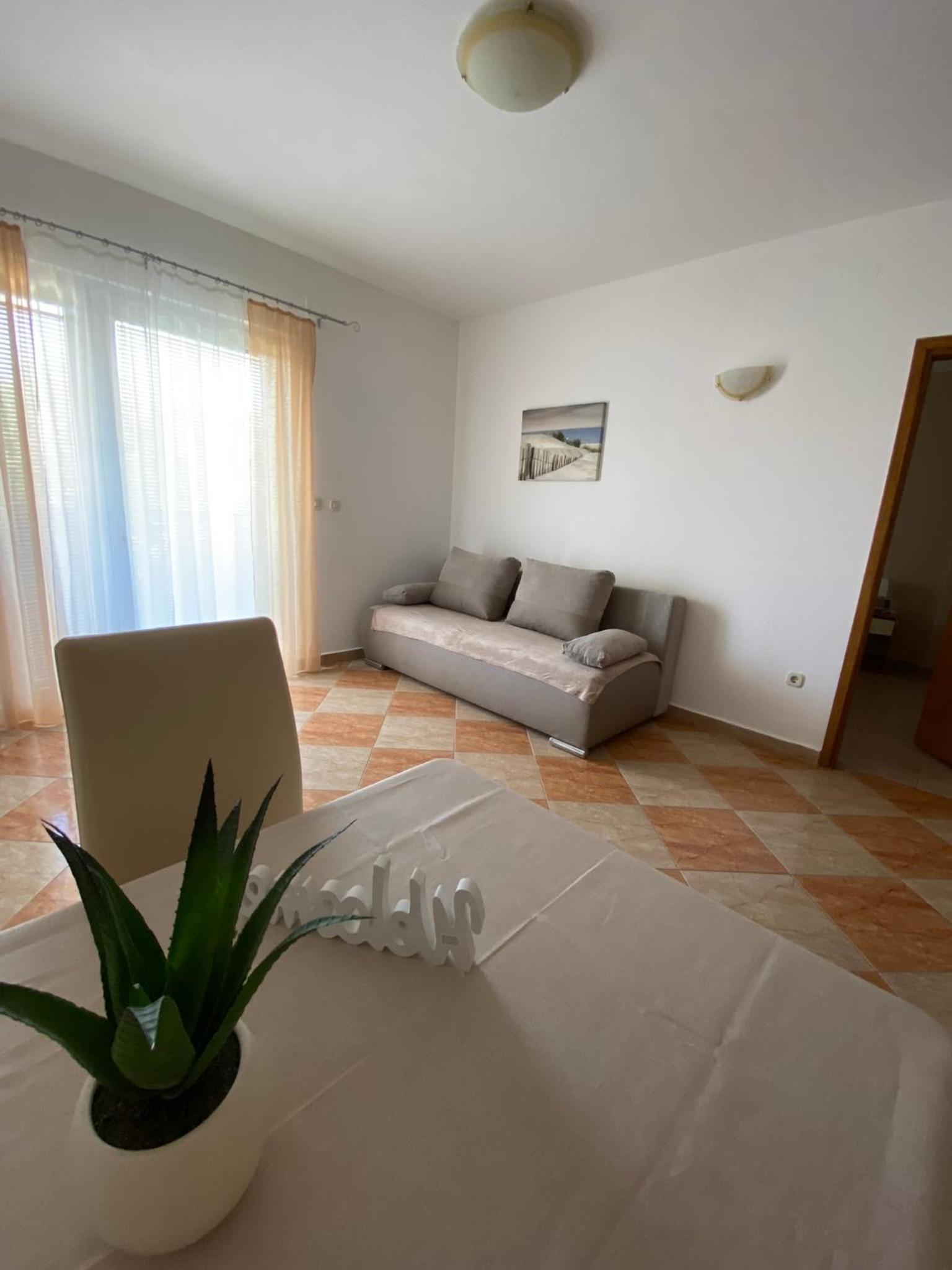 Apartment - Ground Floor photo 1