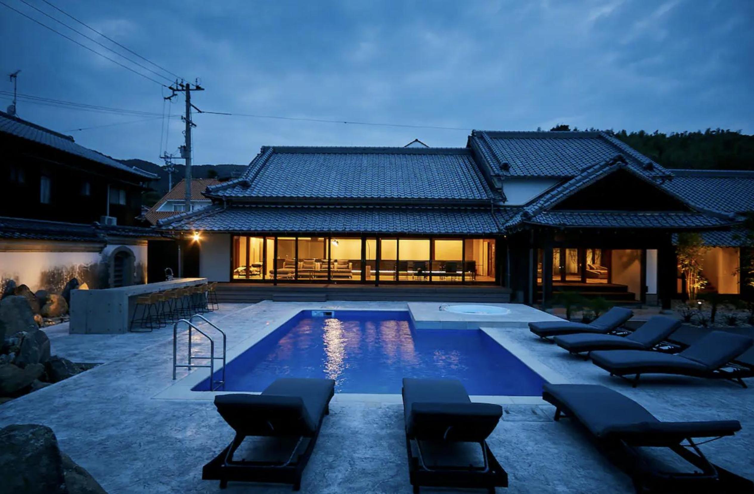 Villa with Private Pool - Photo 76