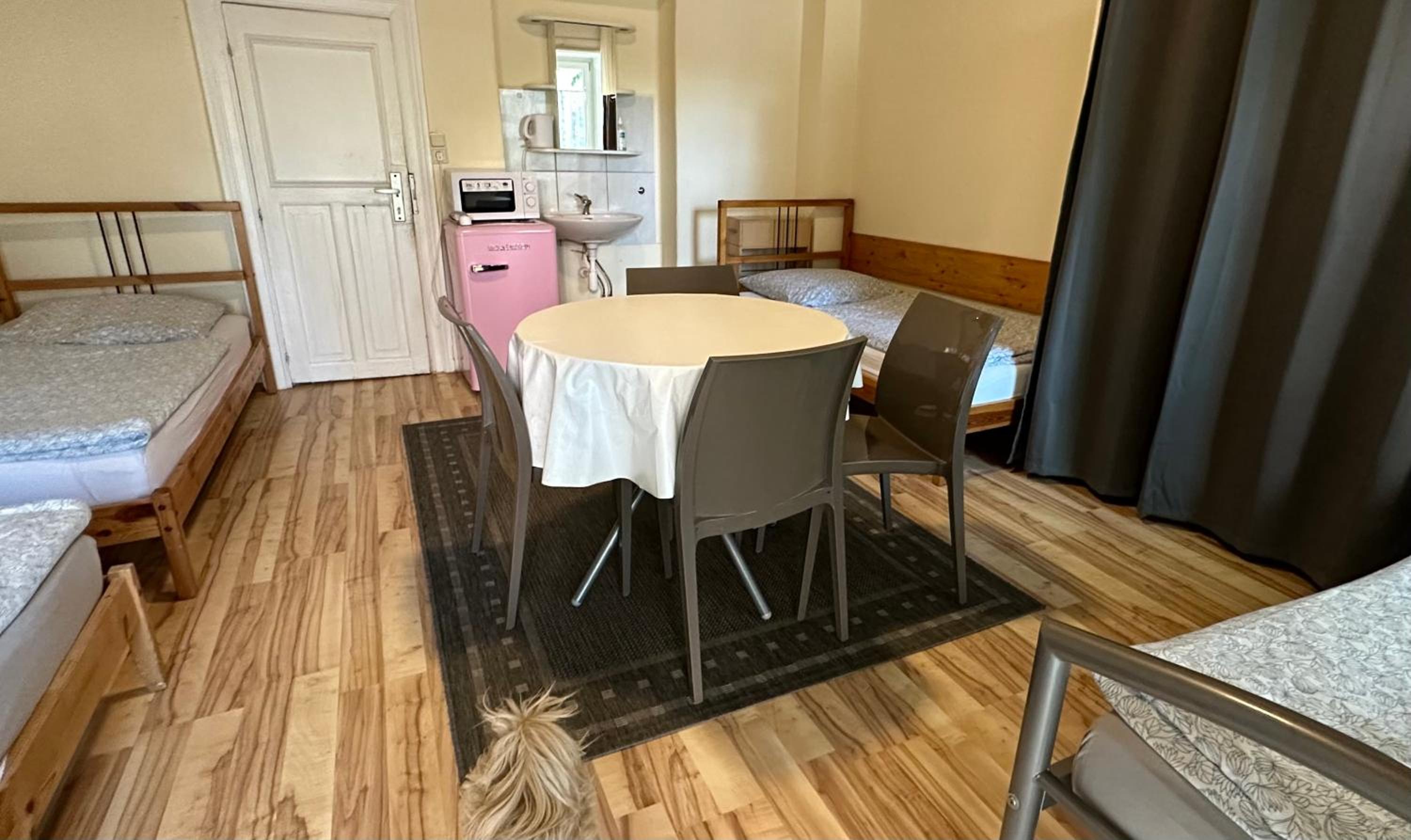 Economy Quadruple Room with Shared Bathroom photo 1