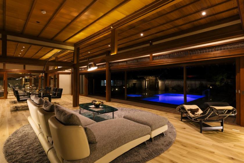 Villa with Private Pool - Photo 11