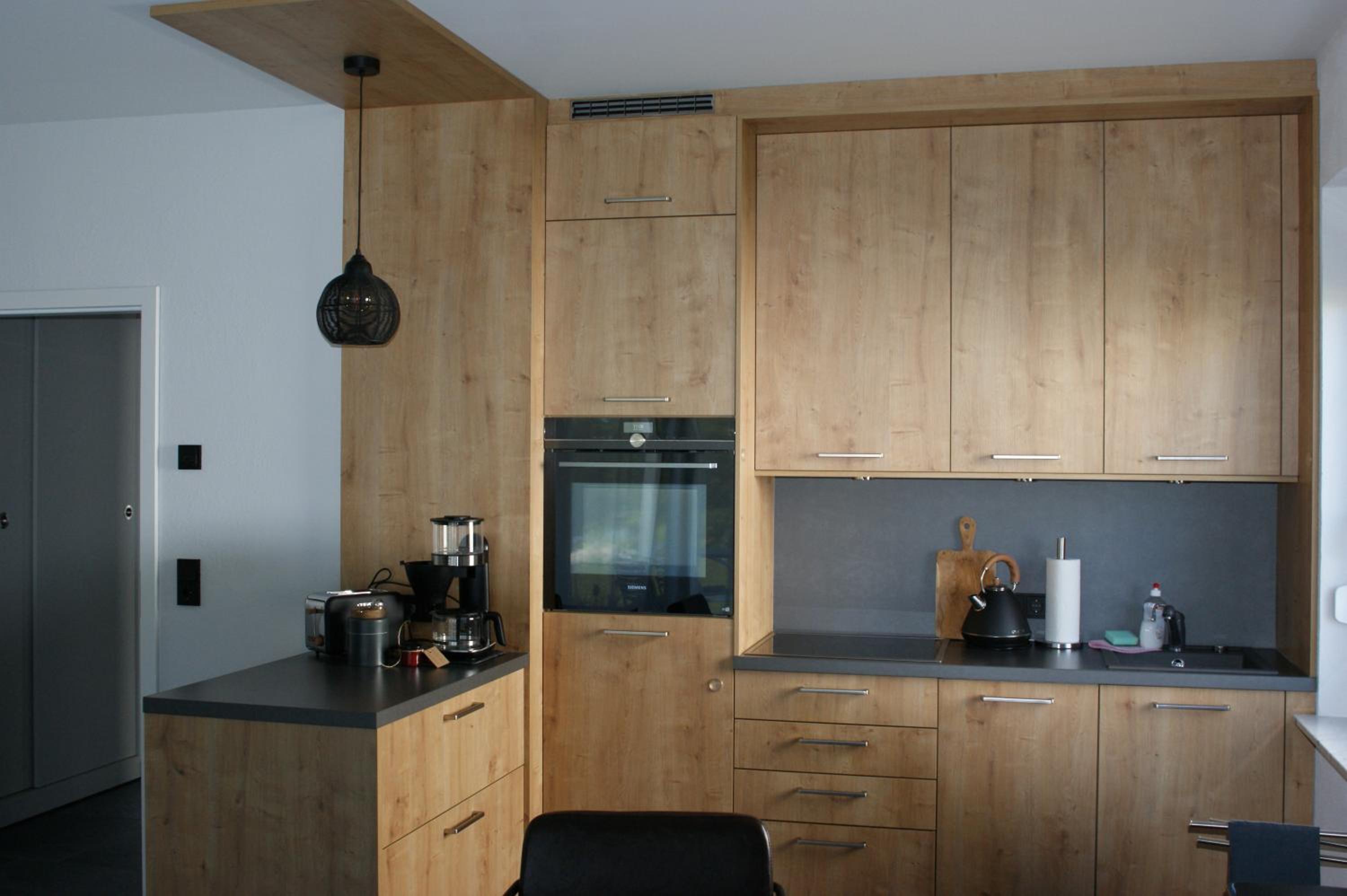 One-Bedroom Apartment photo 2