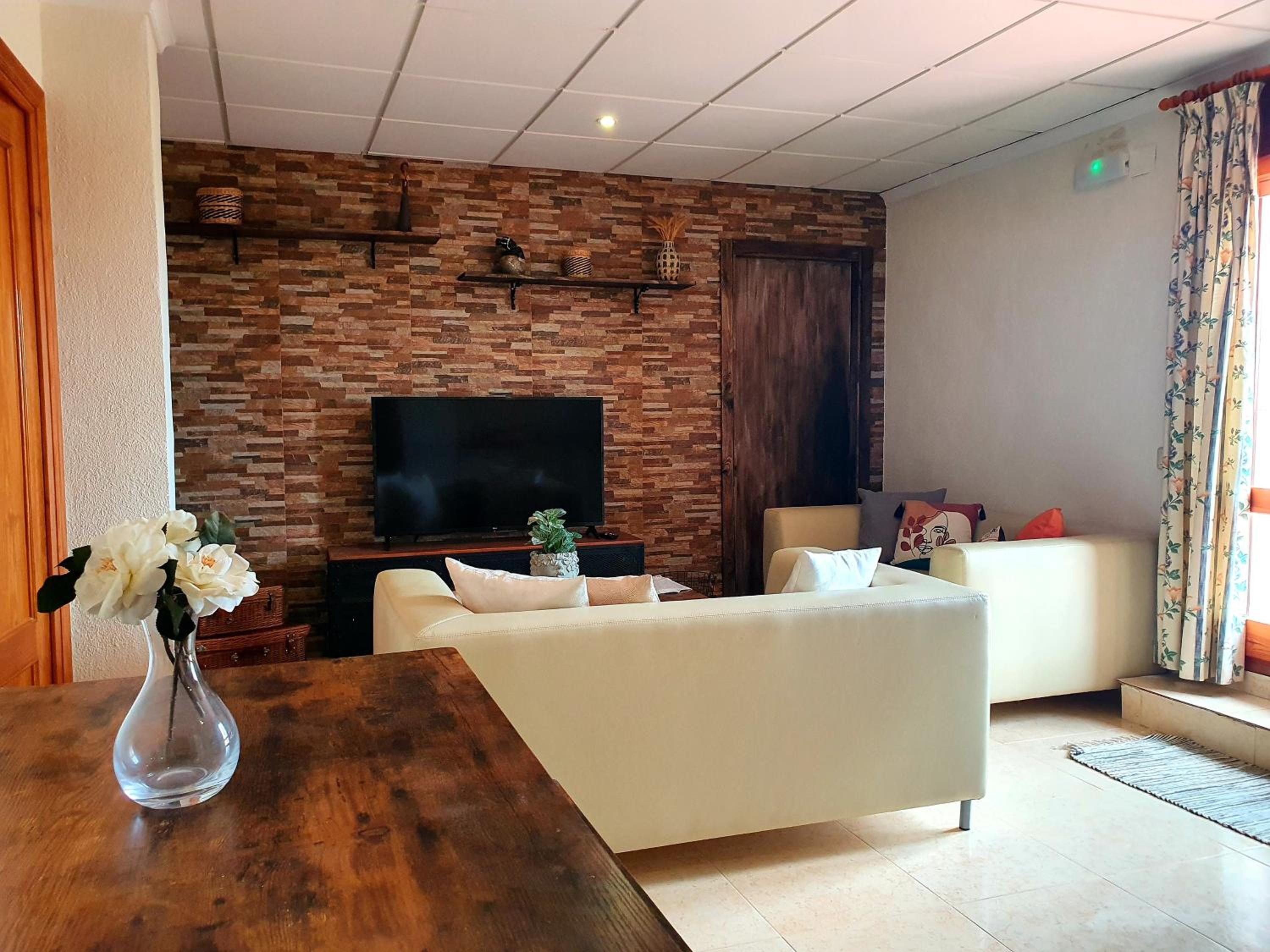 Casa de Seis Habitaciones