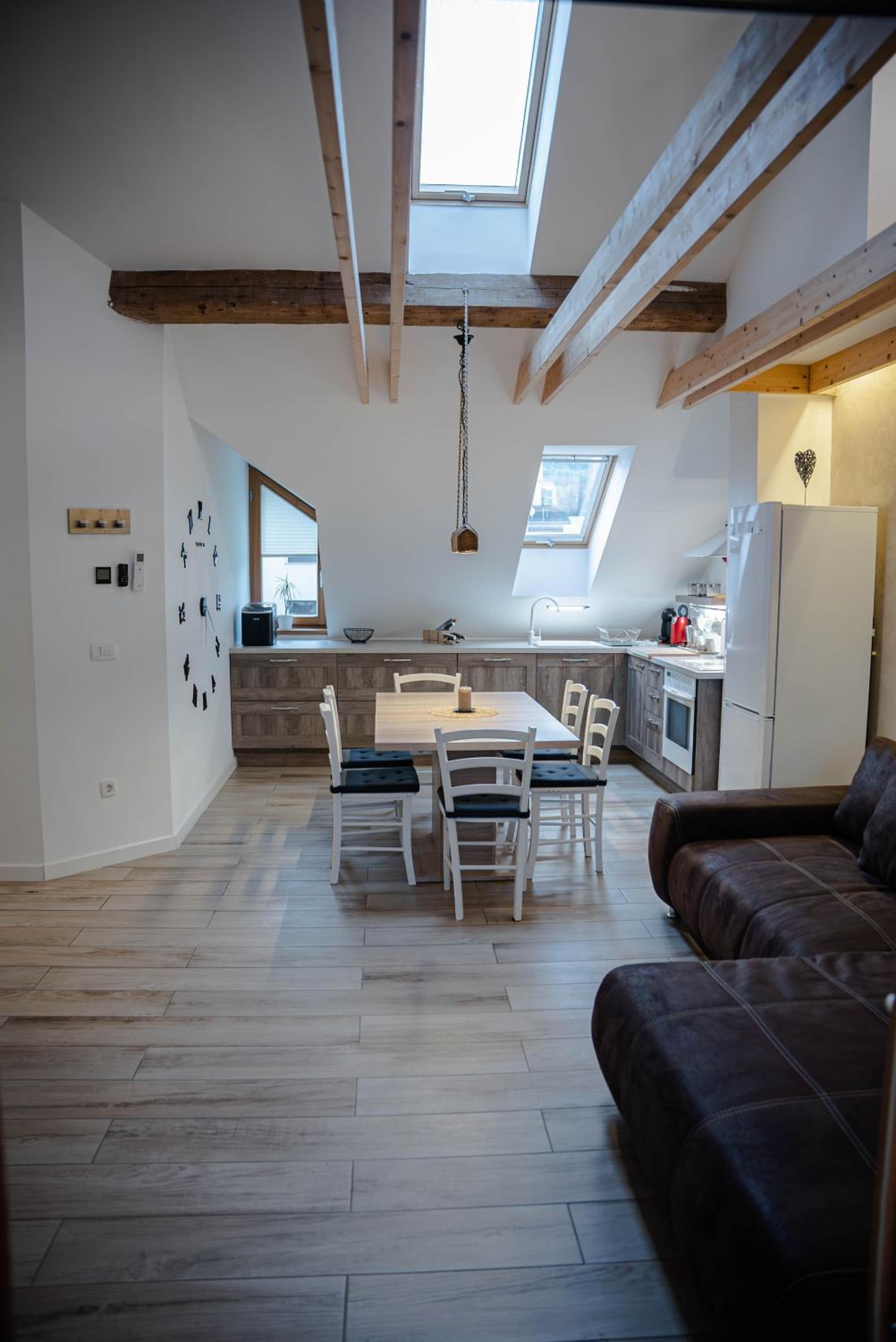 Apartment with Mountain View photo 3
